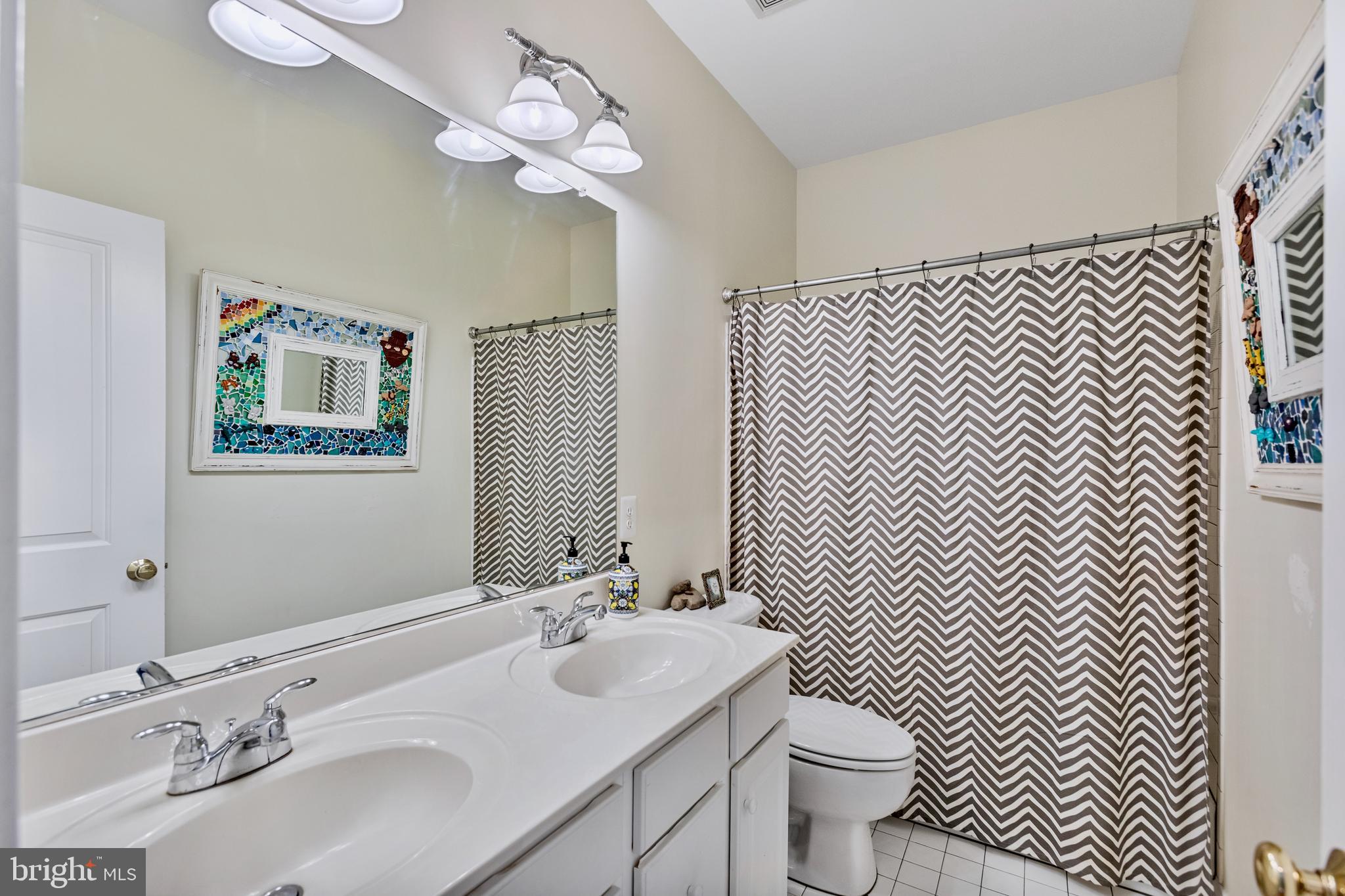 708 IRVINE BANK LANE