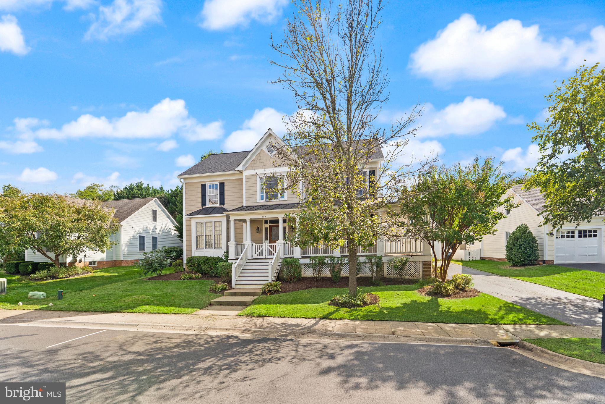 708 IRVINE BANK LANE