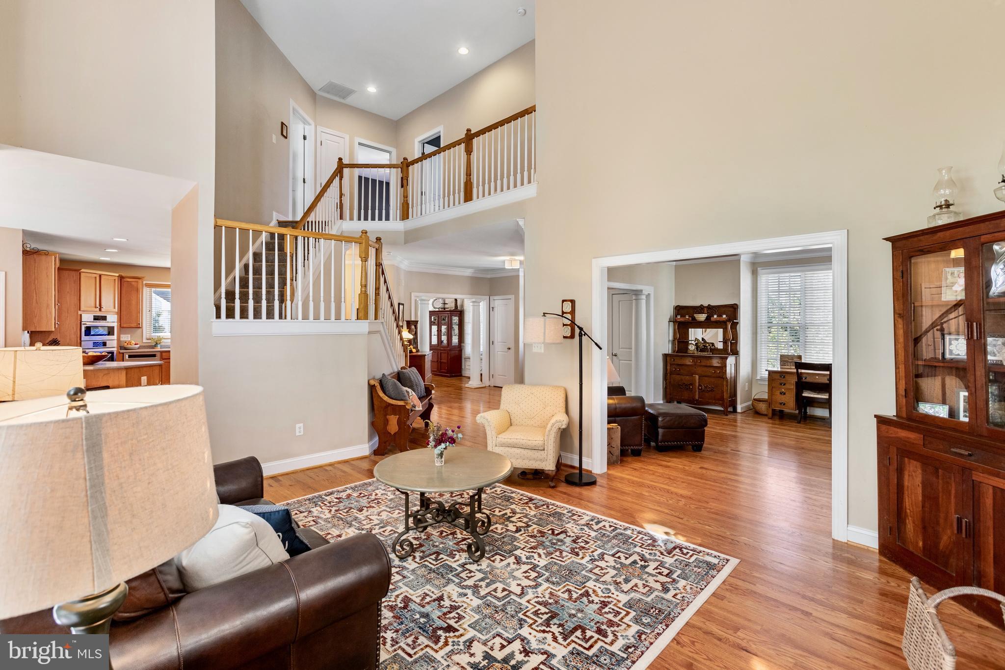 708 IRVINE BANK LANE