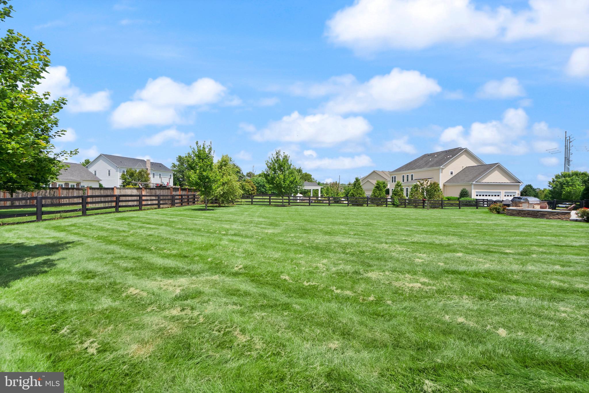 41960 BARNSDALE VIEW COURT