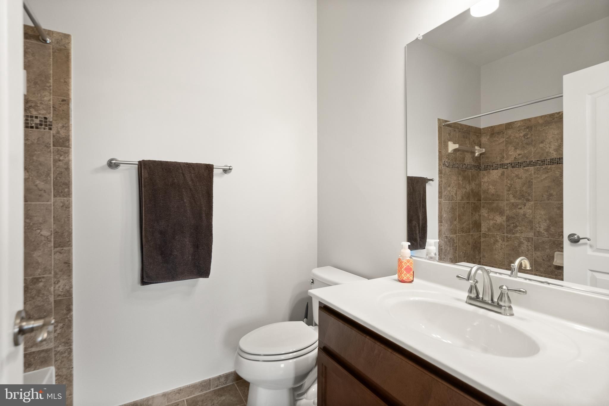 41960 BARNSDALE VIEW COURT