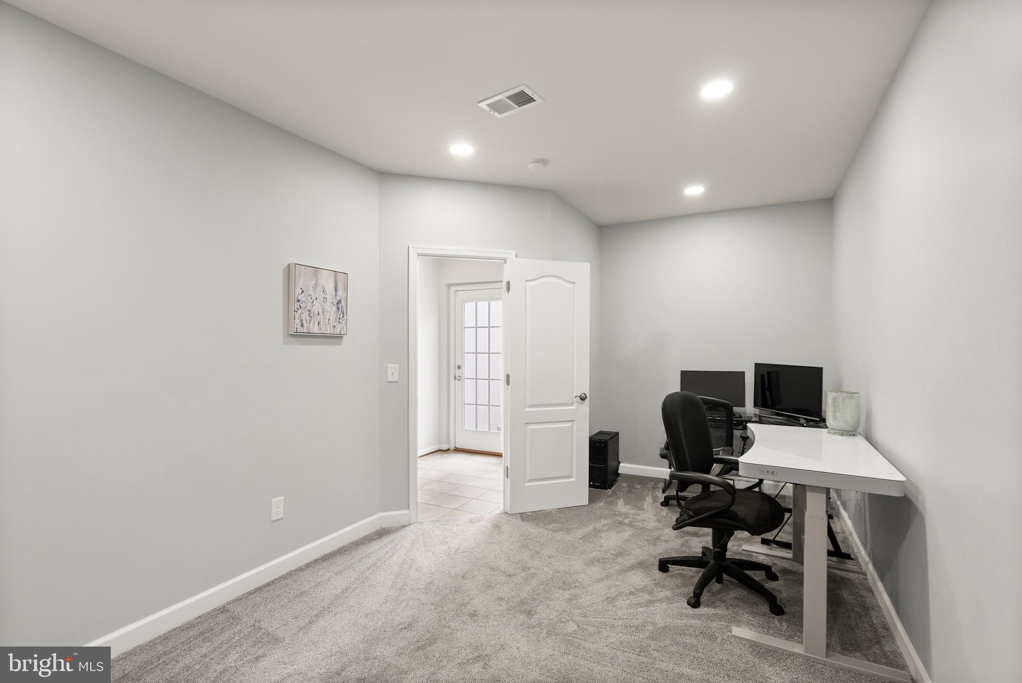 41960 BARNSDALE VIEW COURT