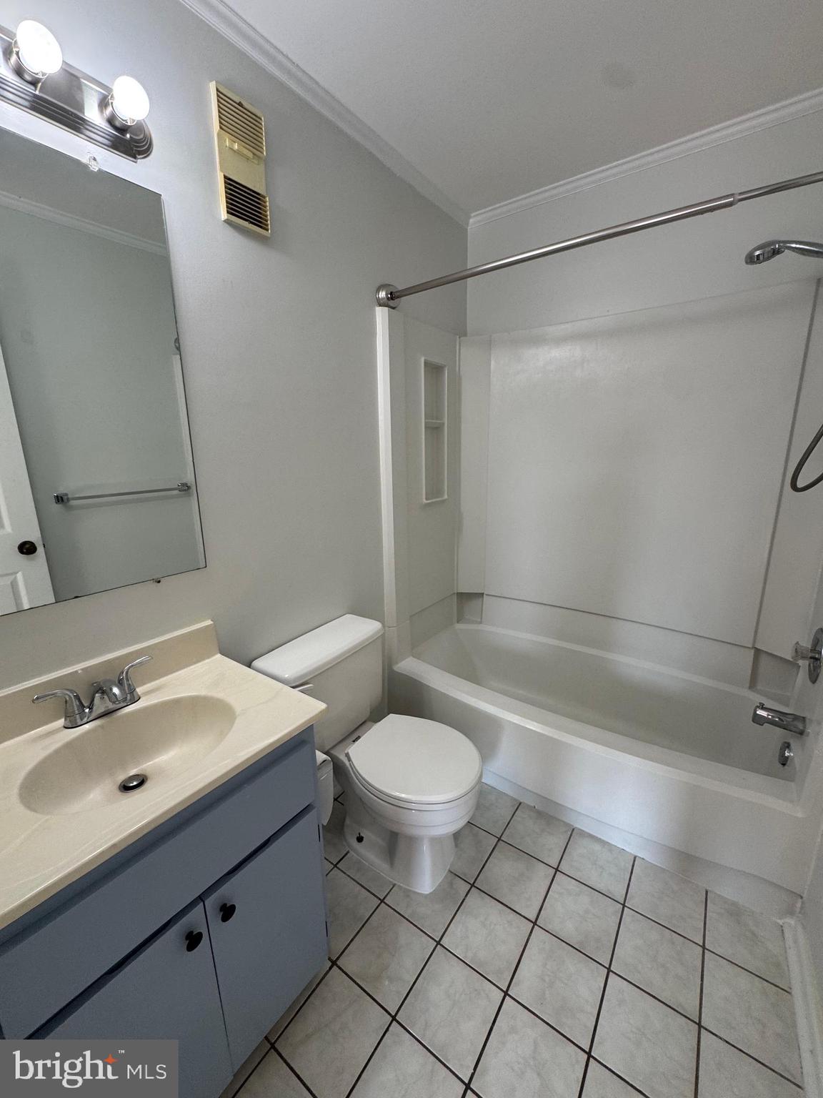 243 LOUDOUN STREET SW I