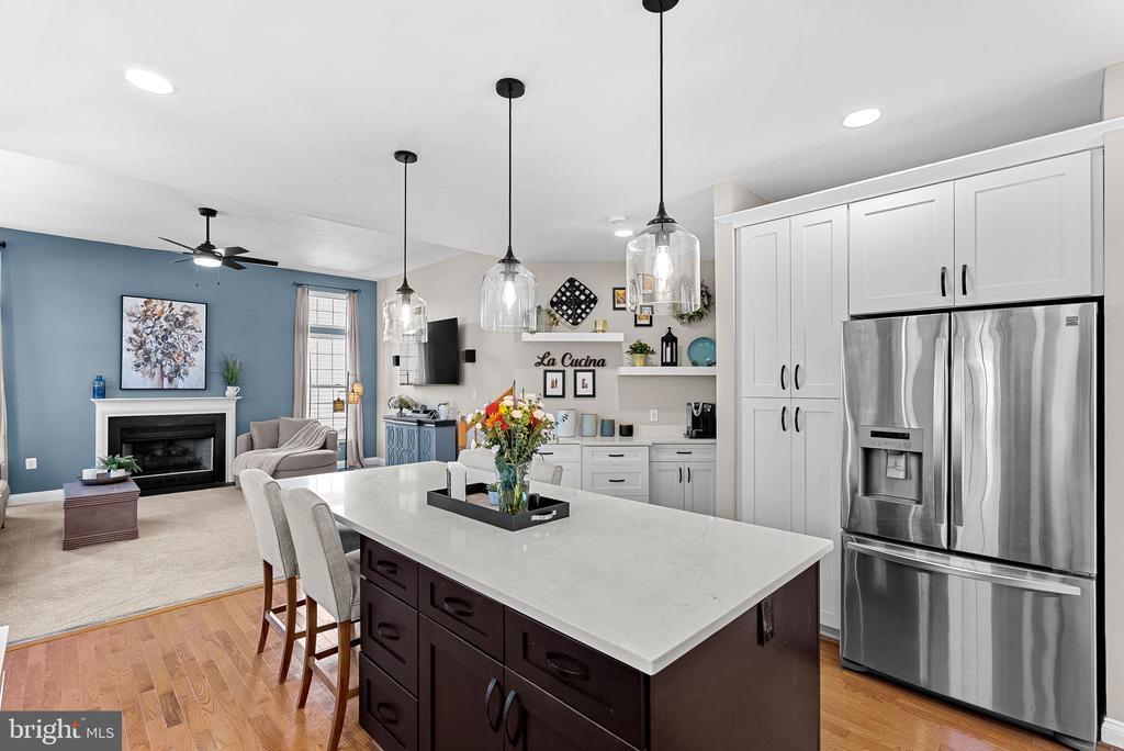 105 BURT COURT NE