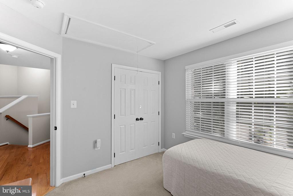 105 BURT COURT NE