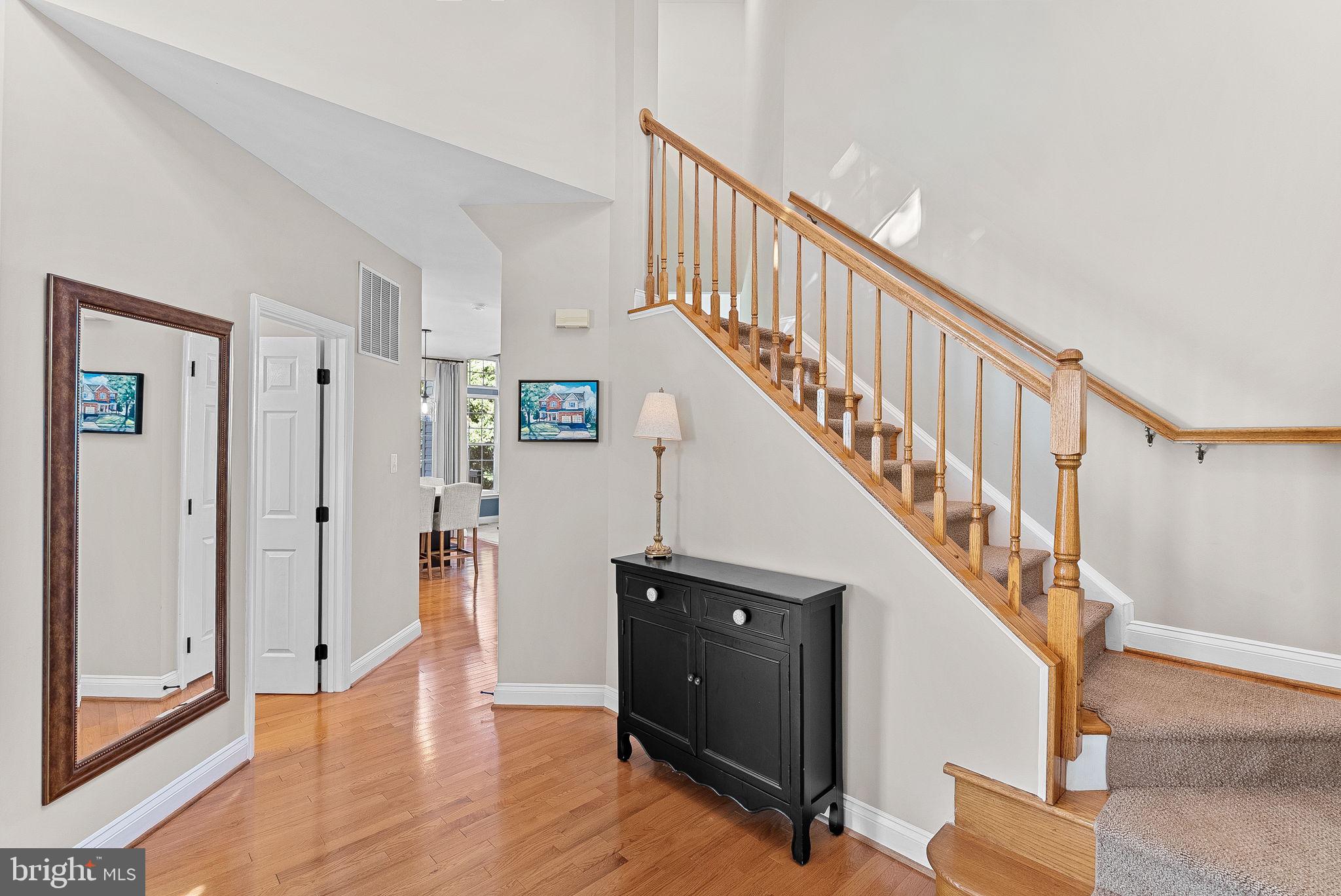 105 BURT COURT NE