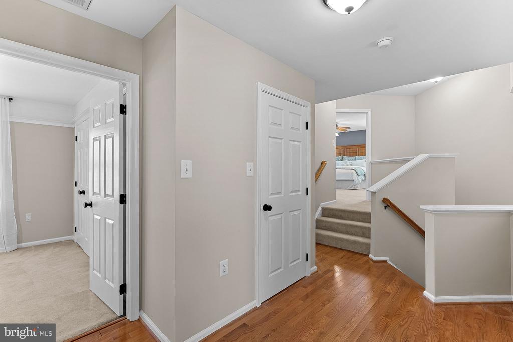 105 BURT COURT NE