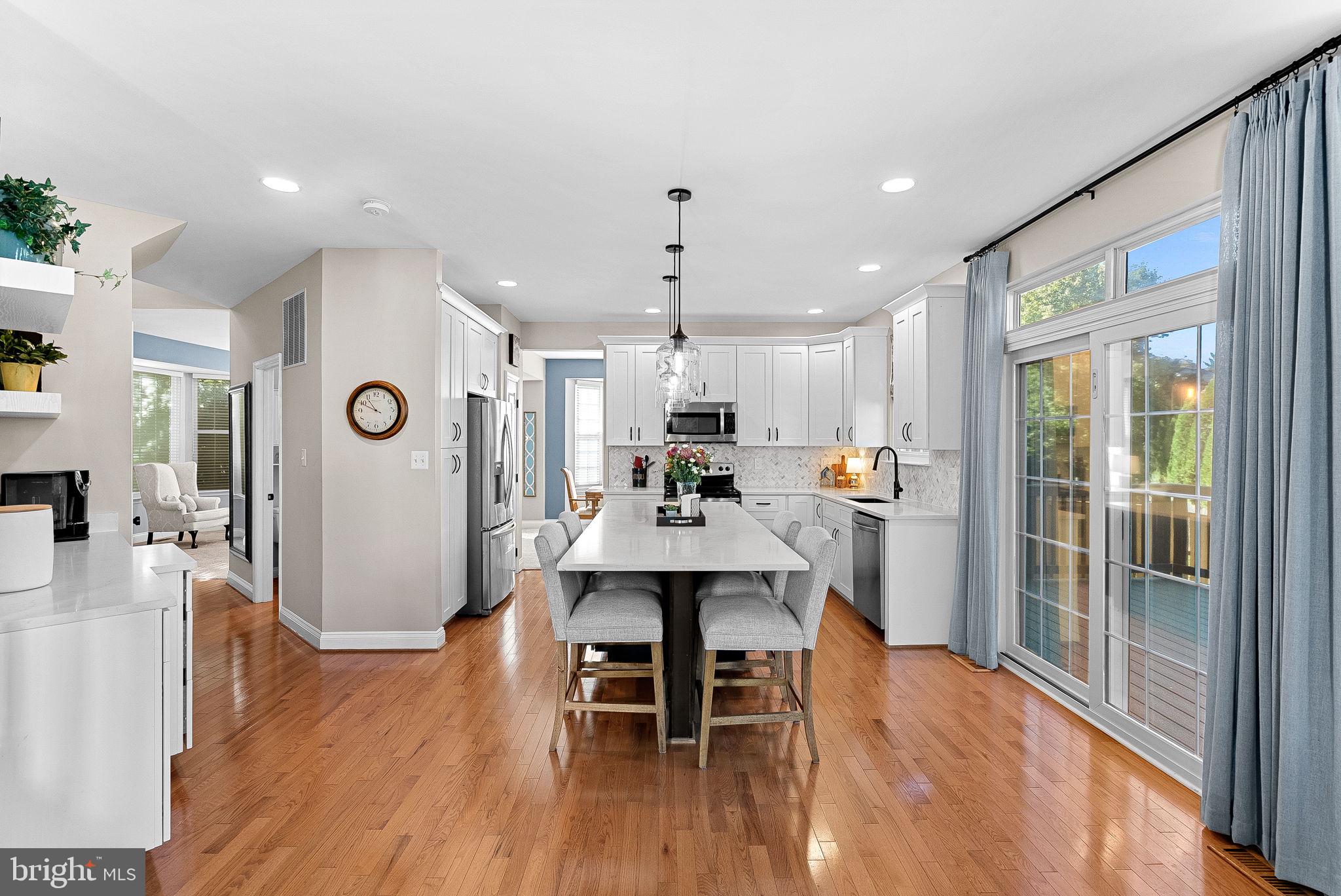 105 BURT COURT NE