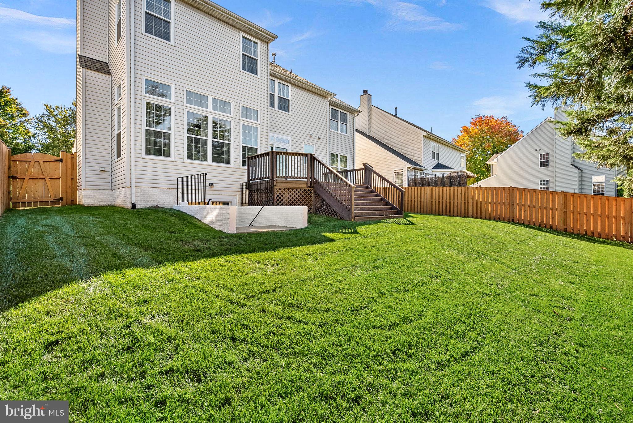 105 BURT COURT NE
