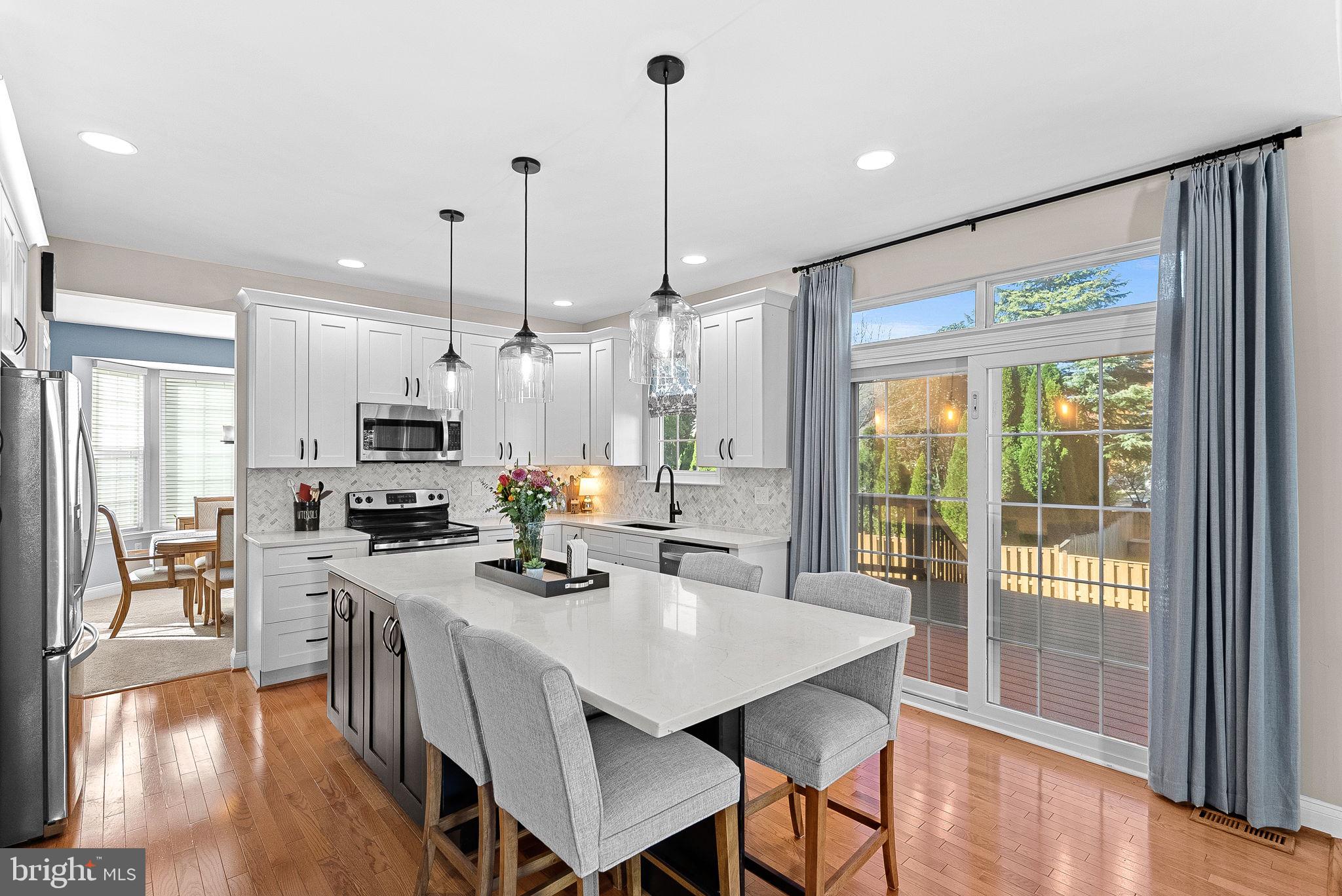 105 BURT COURT NE