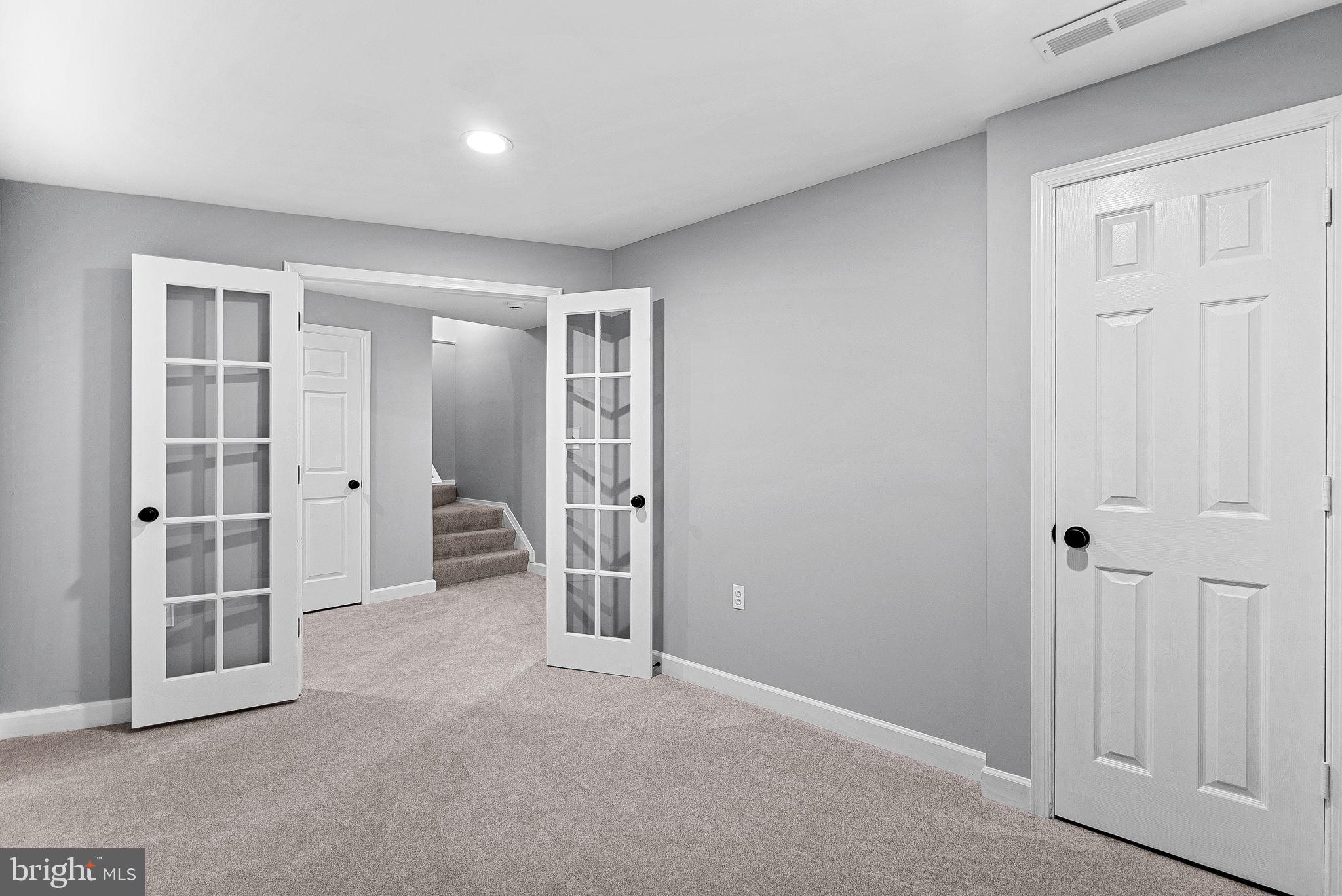 105 BURT COURT NE
