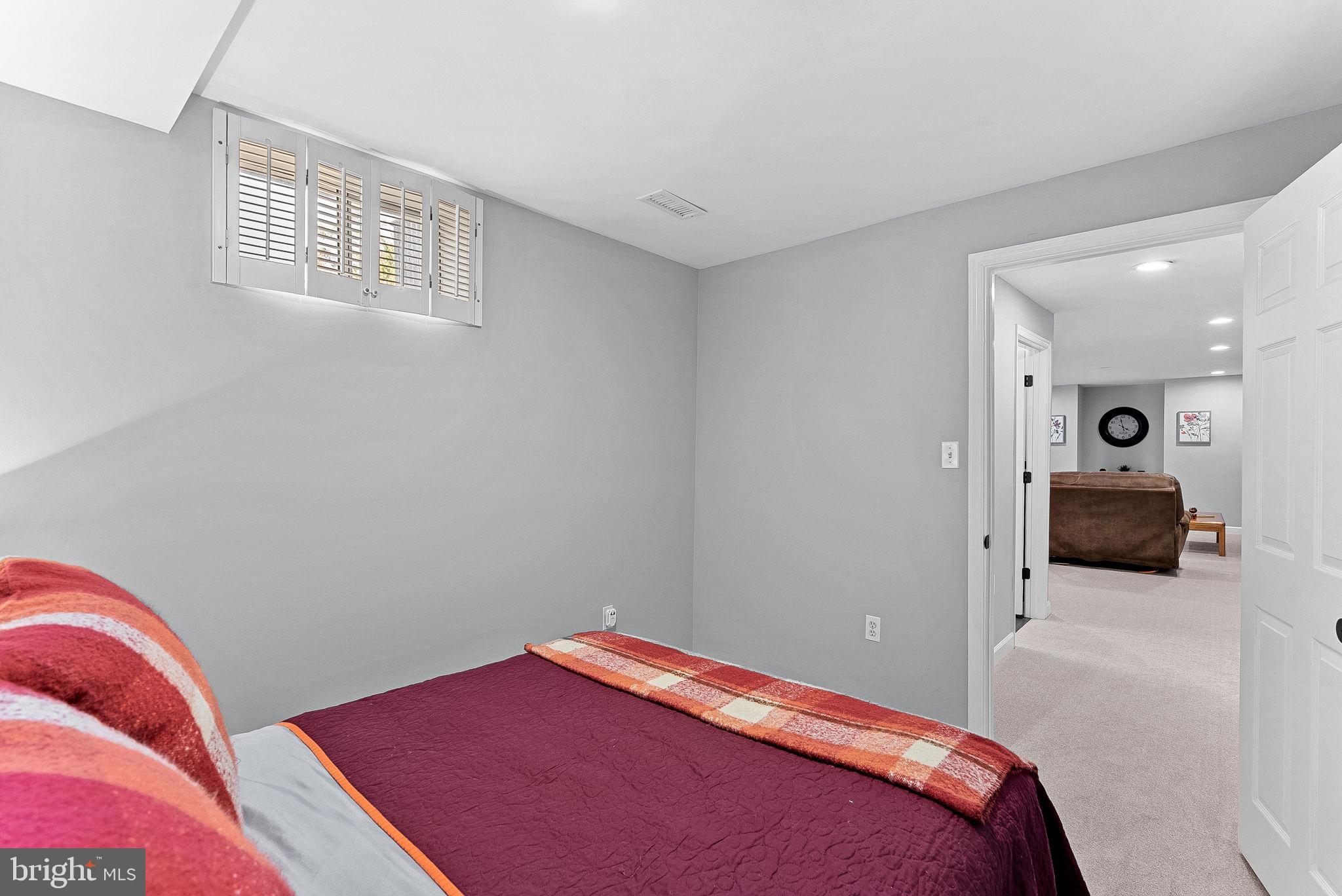 105 BURT COURT NE