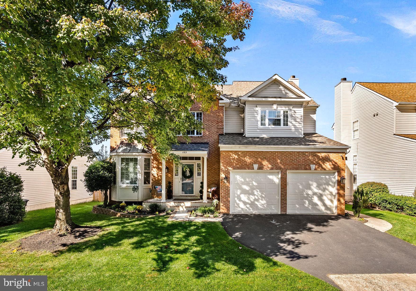 105 BURT COURT NE