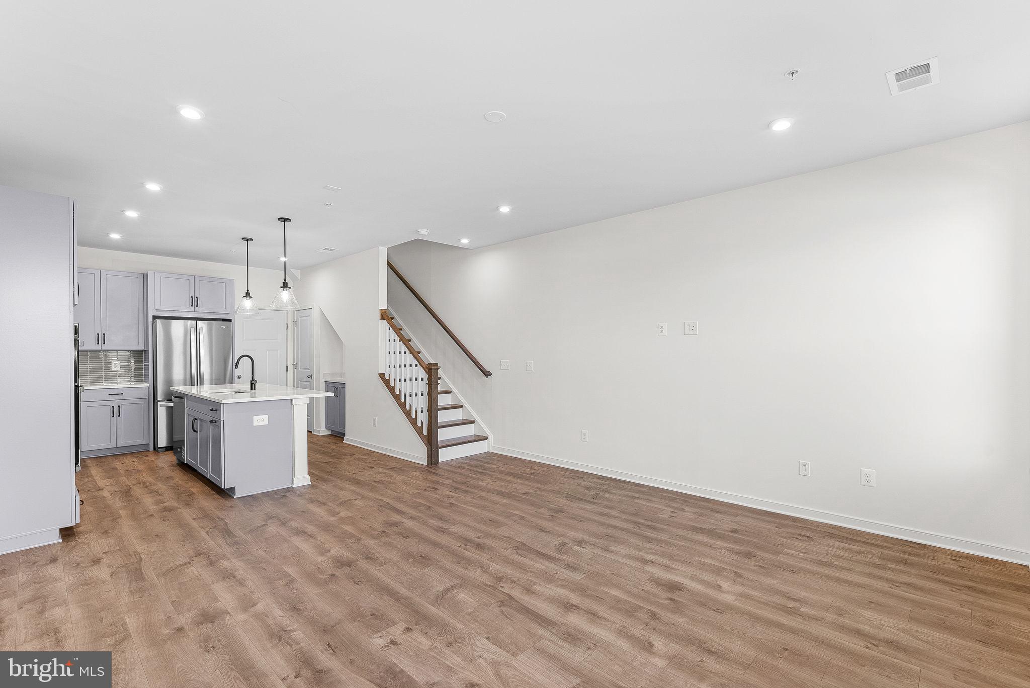 19719 MISTY MOSS SQUARE