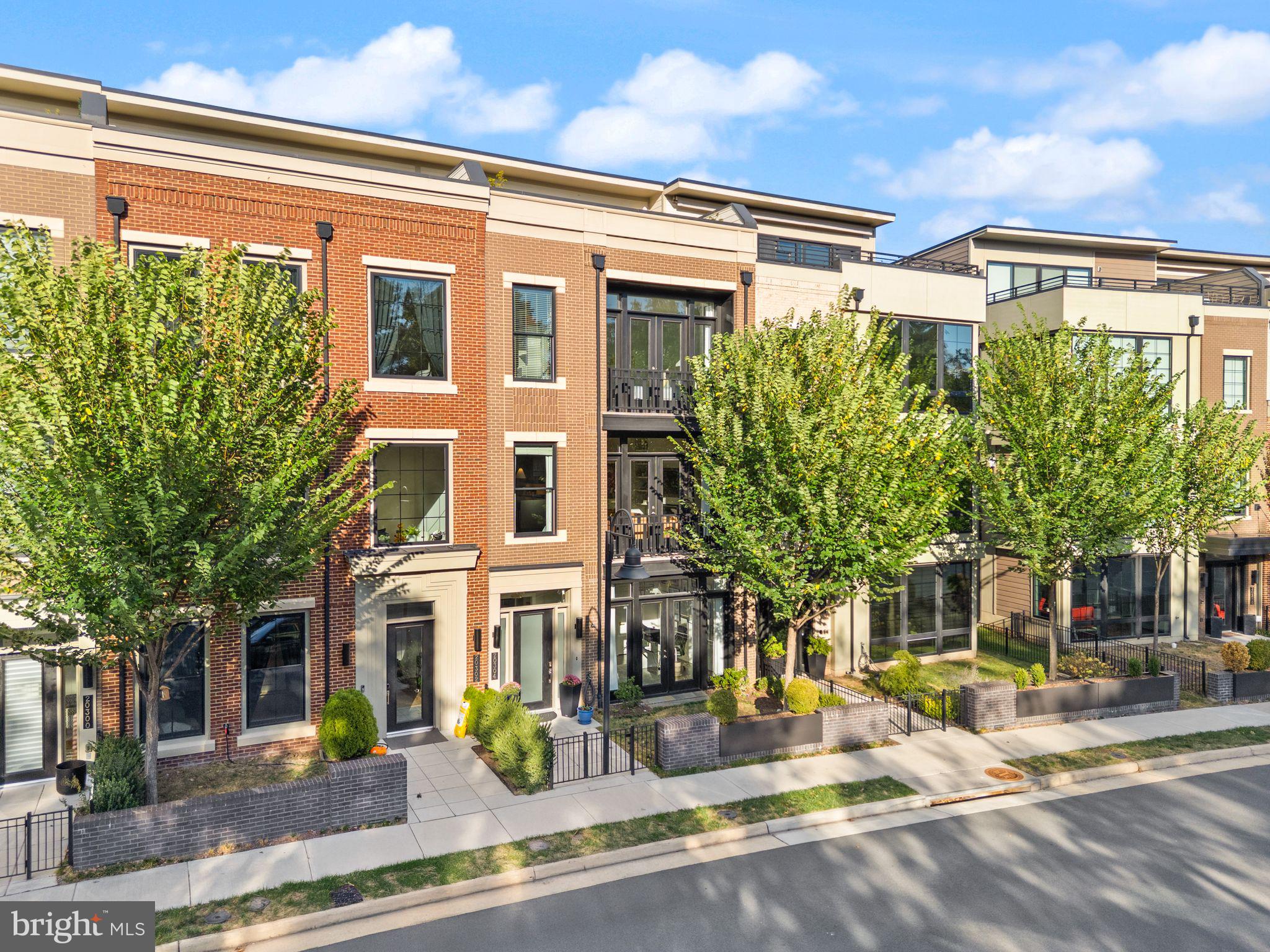 20304 NORTHPARK DRIVE