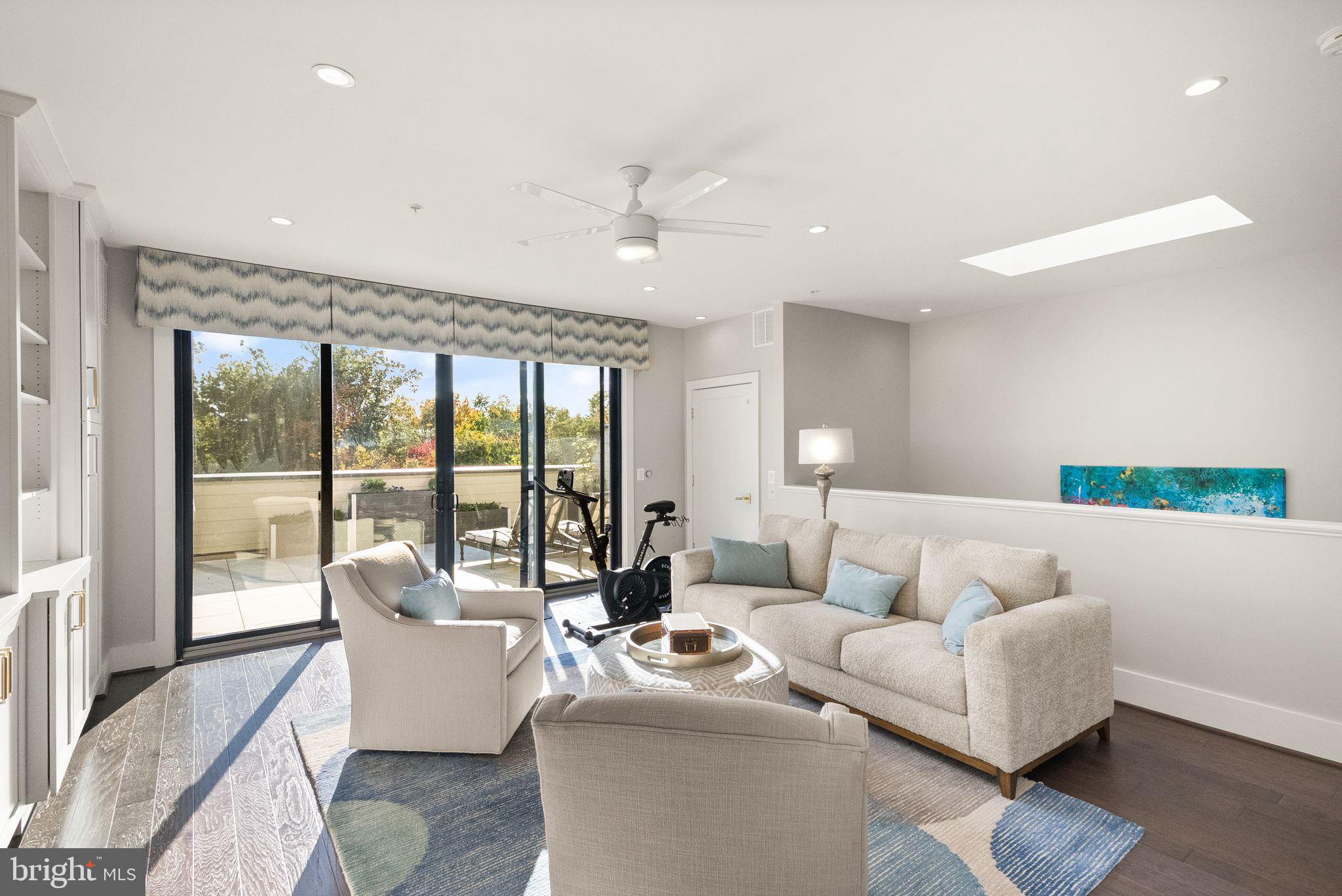 20304 NORTHPARK DRIVE