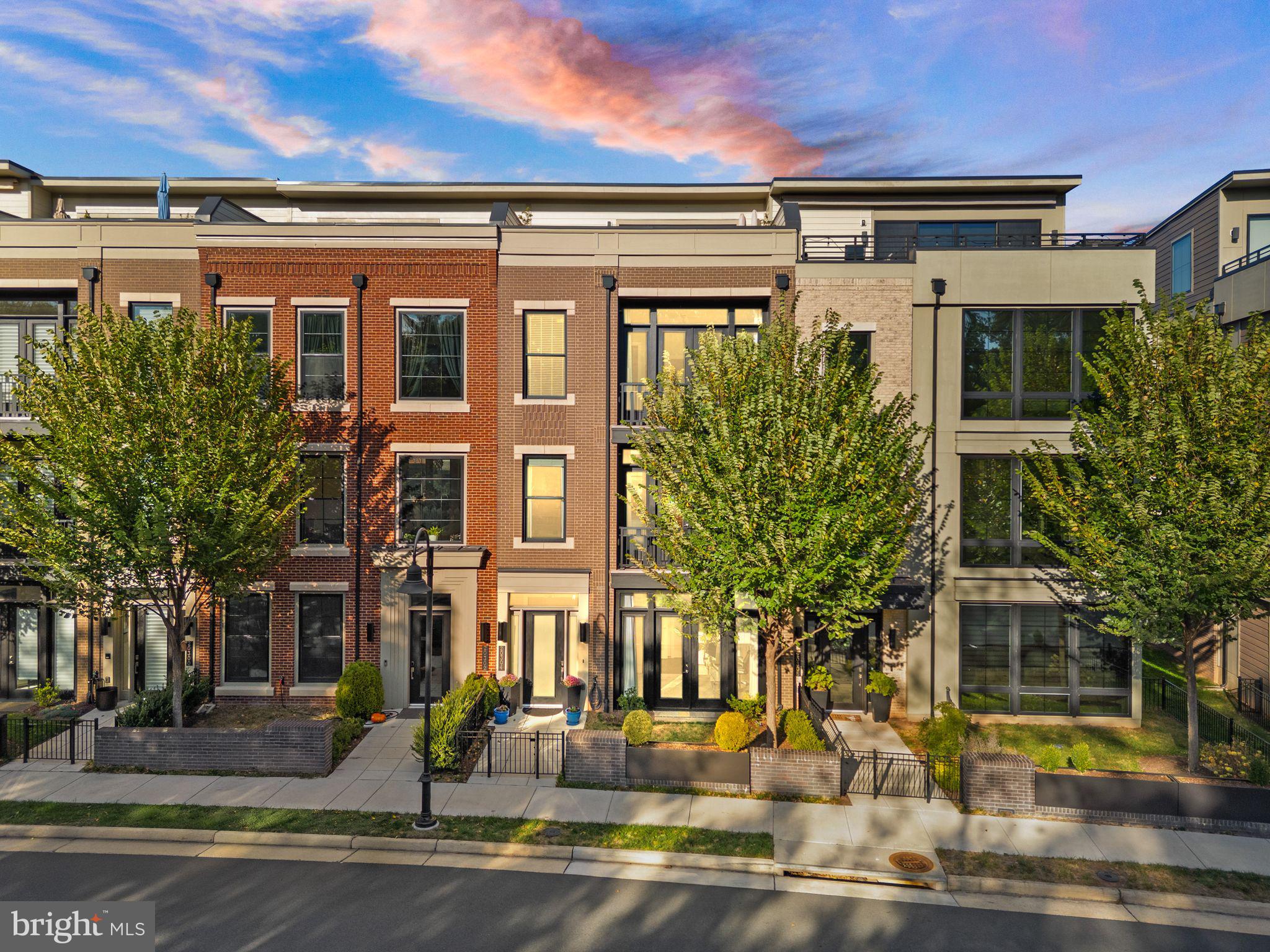 20304 NORTHPARK DRIVE