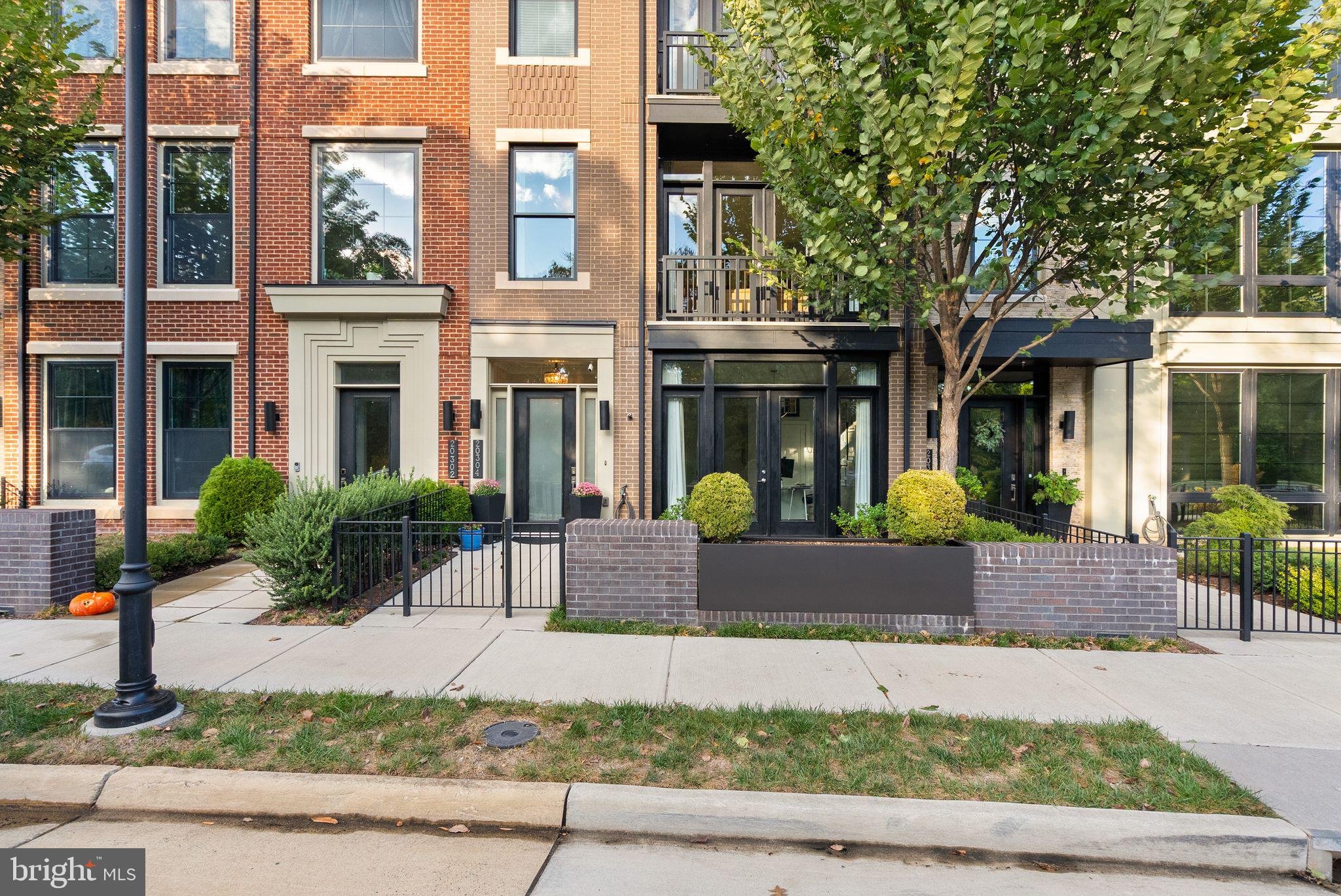 20304 NORTHPARK DRIVE