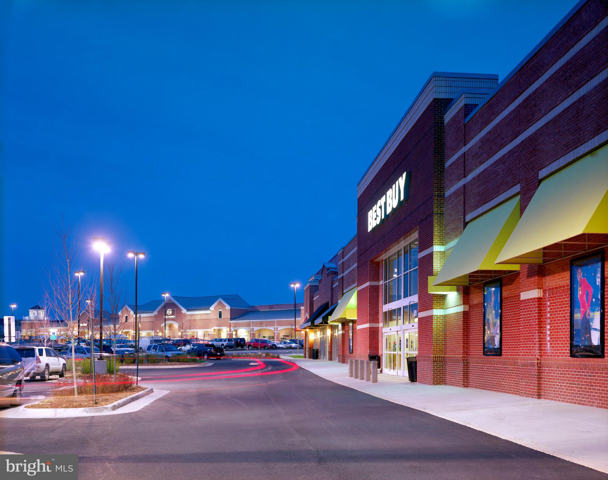 705 SAWBACK SQUARE NE