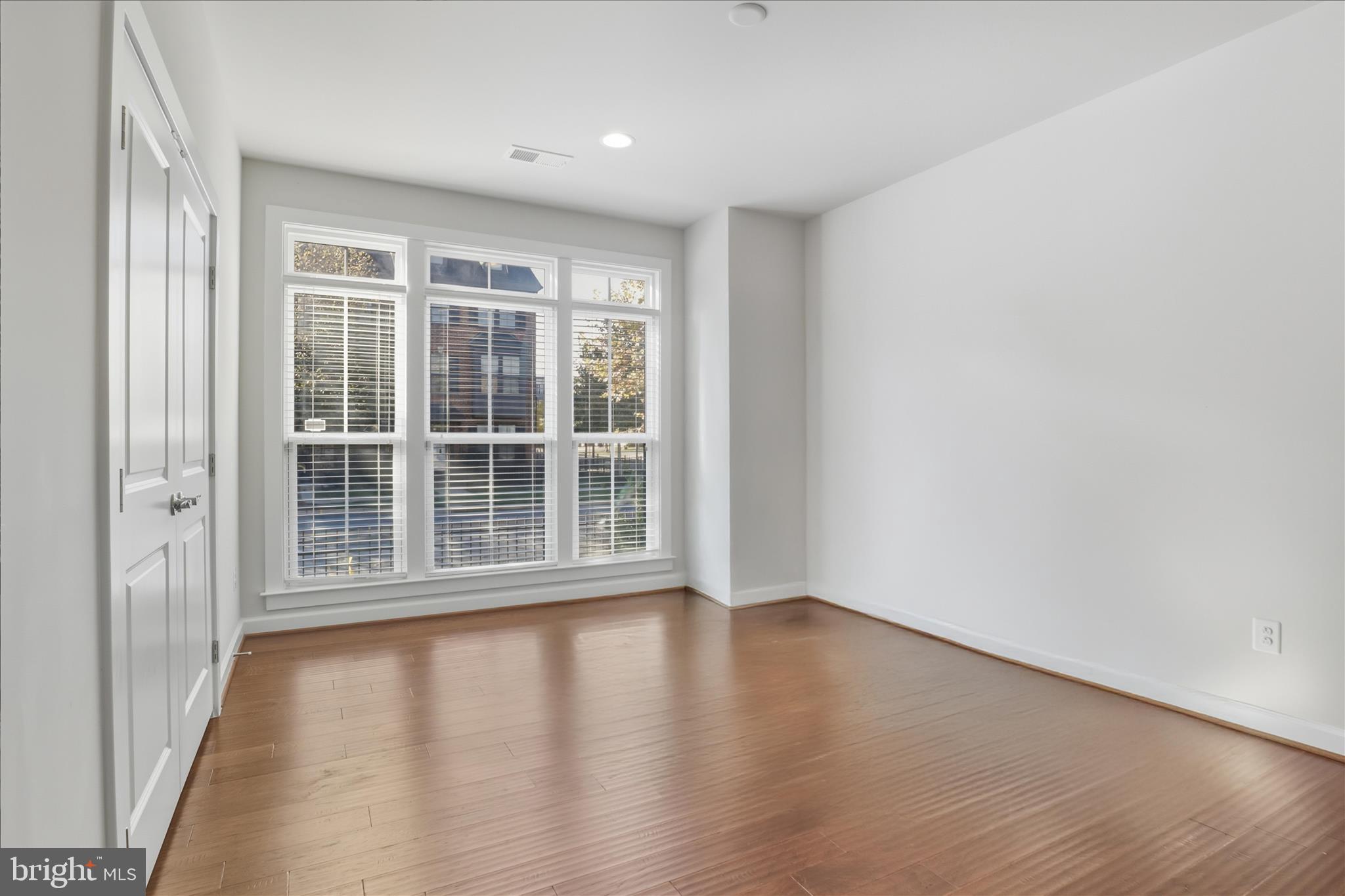 43360 SOUTHLAND STREET