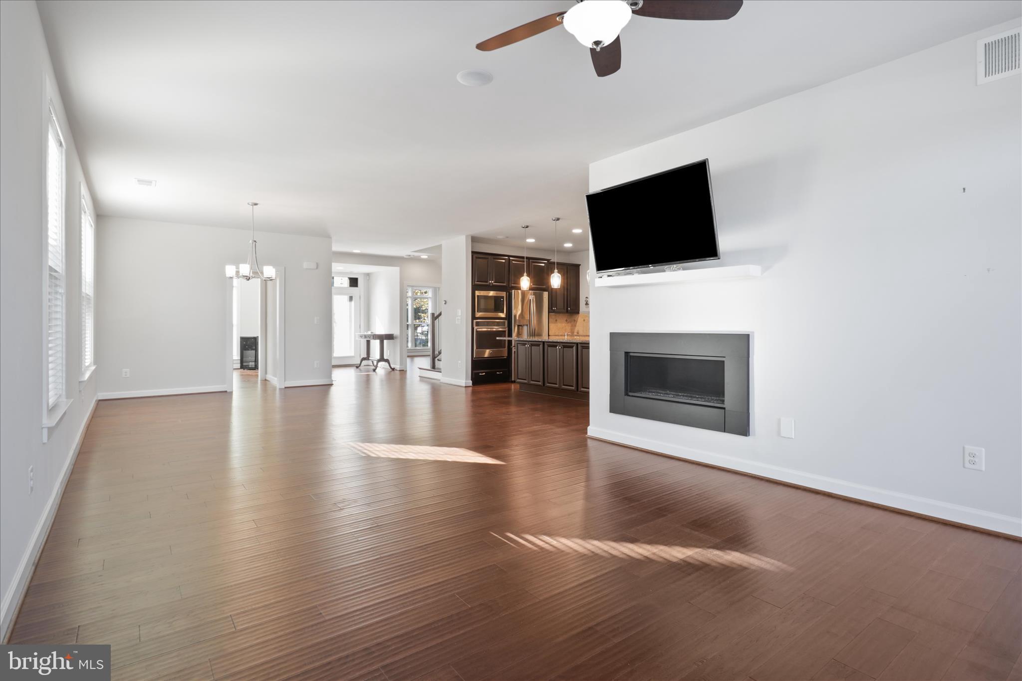 43360 SOUTHLAND STREET