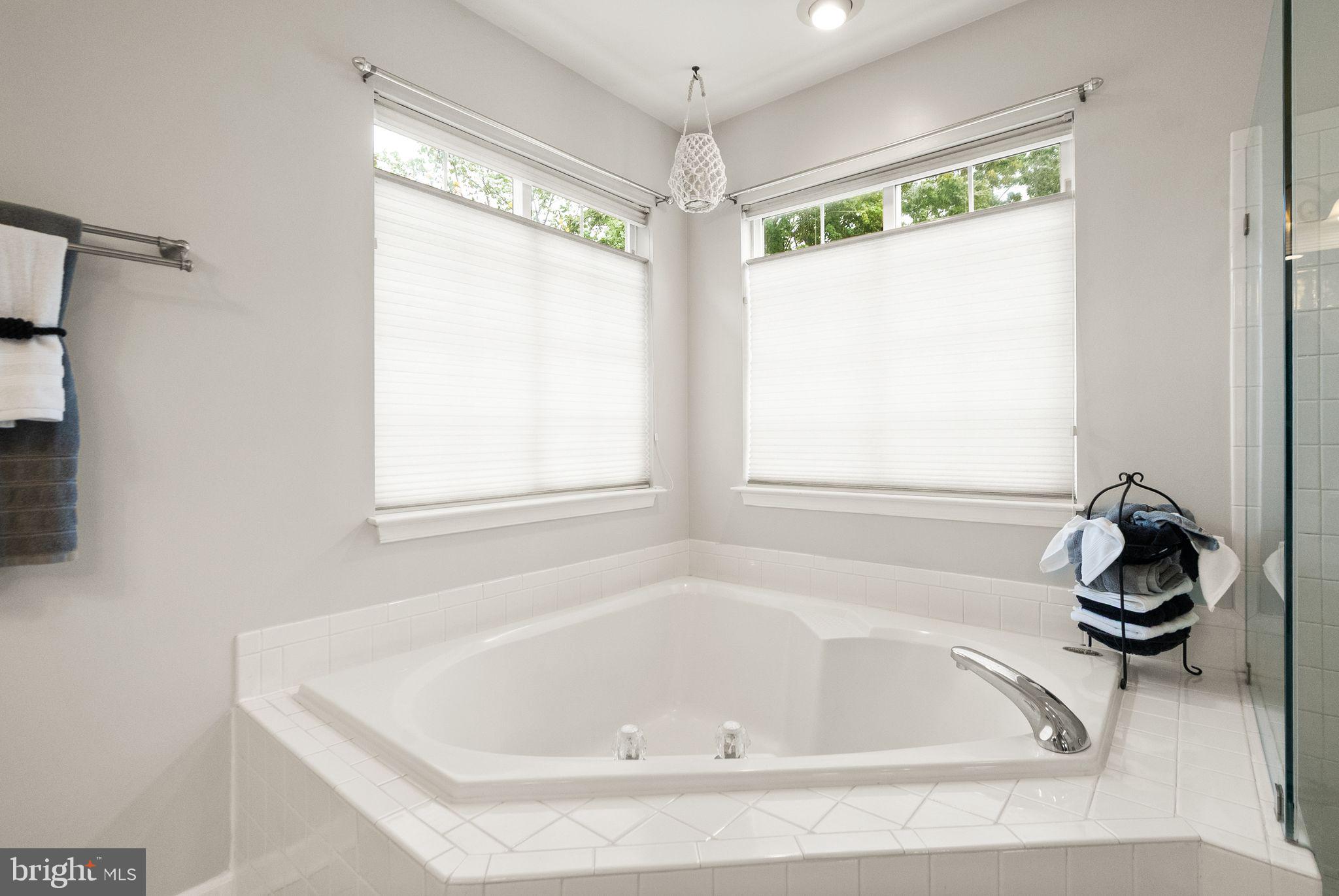 20900 HOLLYBERRY COURT