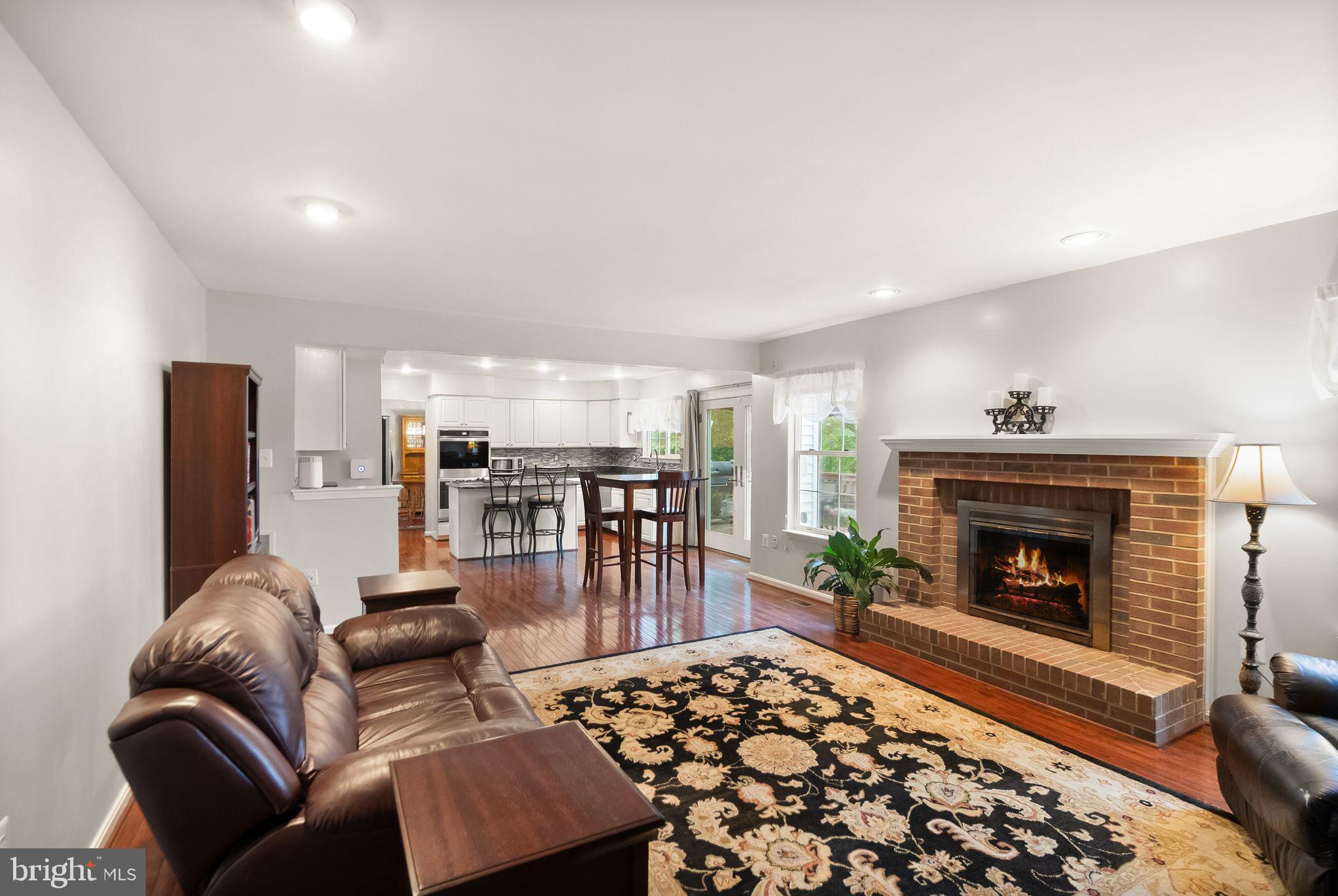 20900 HOLLYBERRY COURT