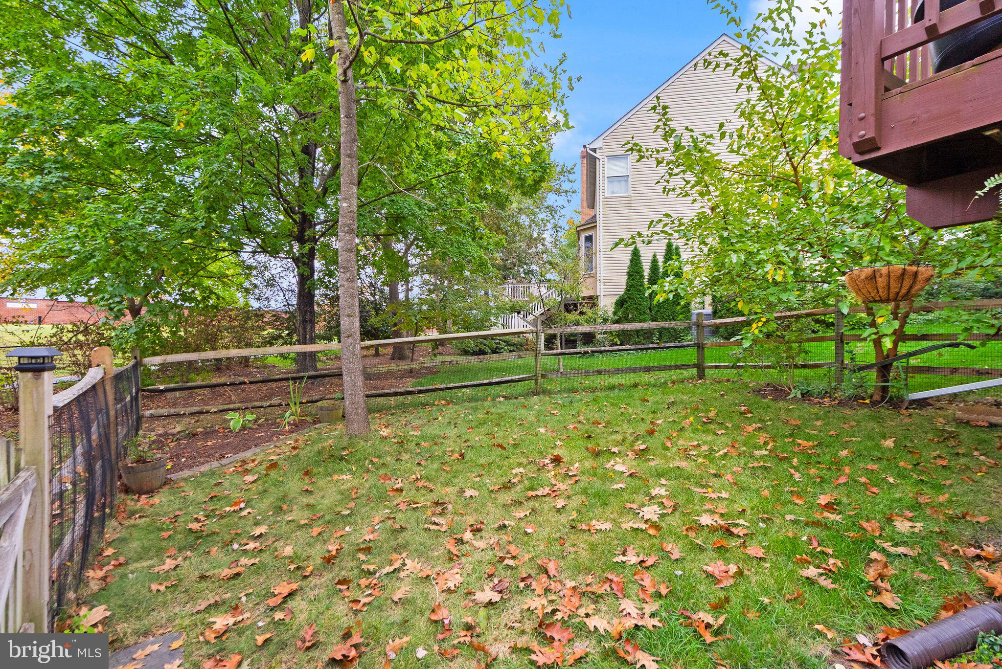 20900 HOLLYBERRY COURT