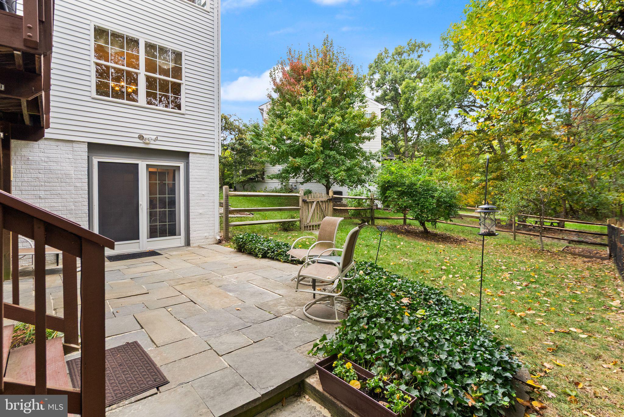 20900 HOLLYBERRY COURT