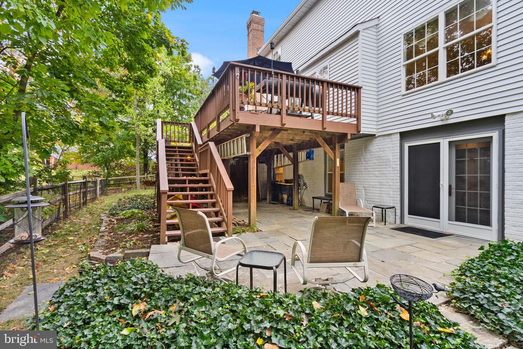 20900 HOLLYBERRY COURT