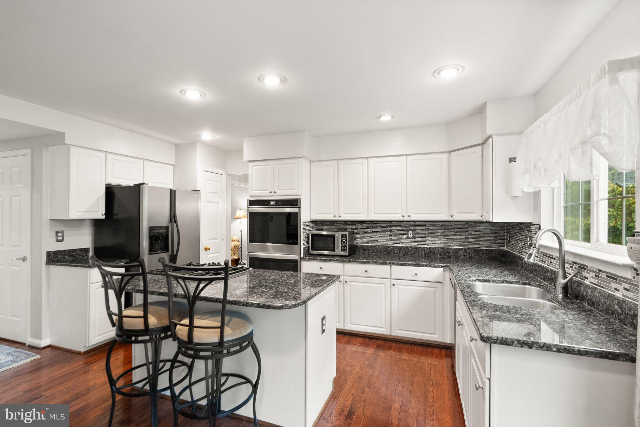 20900 HOLLYBERRY COURT