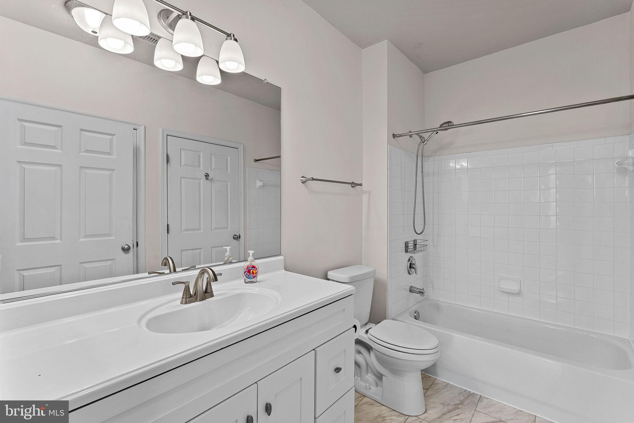 42470 PENNYROYAL SQUARE 204