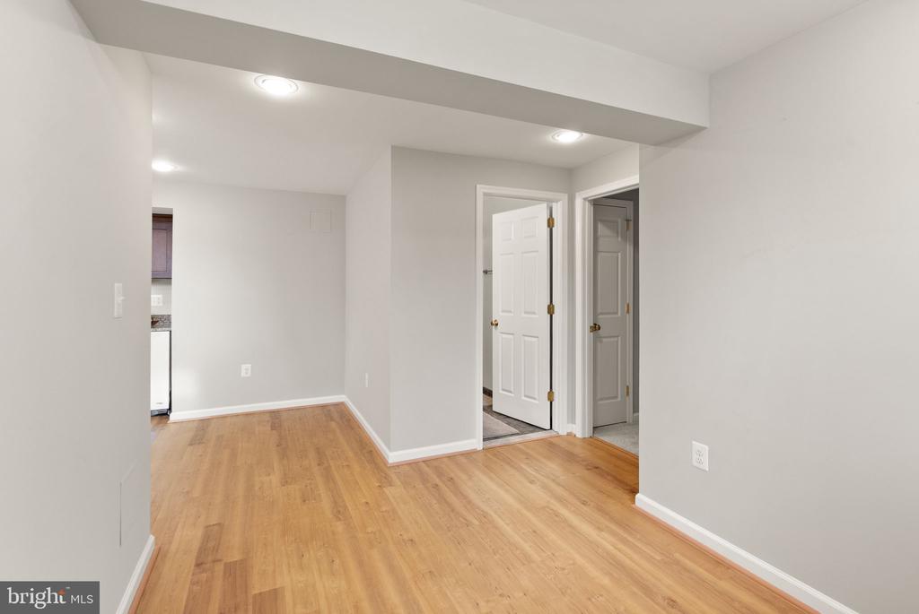 35855 BENTRIDGE COURT