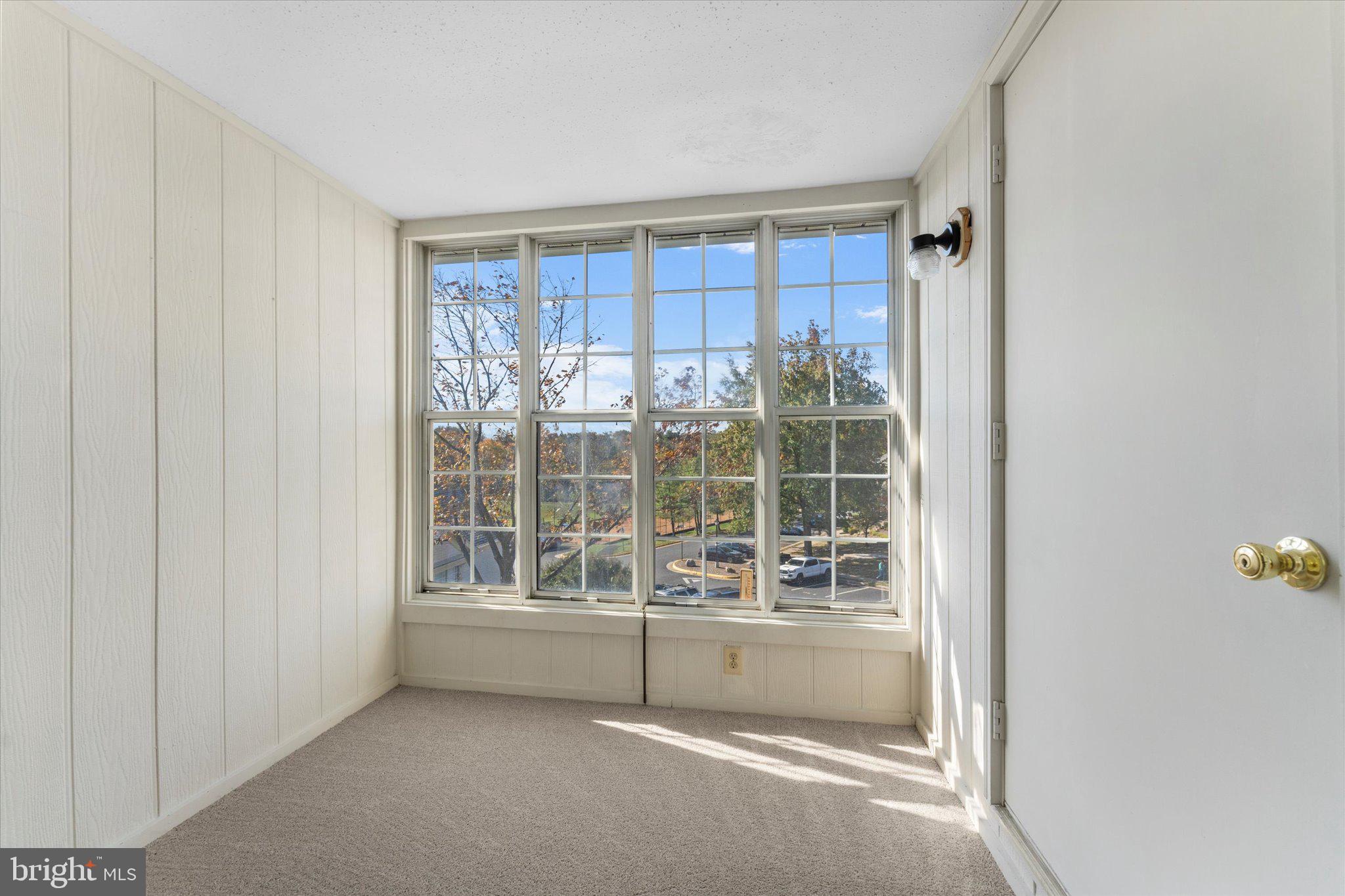 101 FORT EVANS ROAD SE F