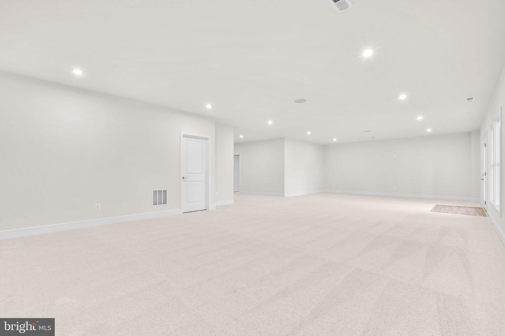 14629 FORDSON COURT