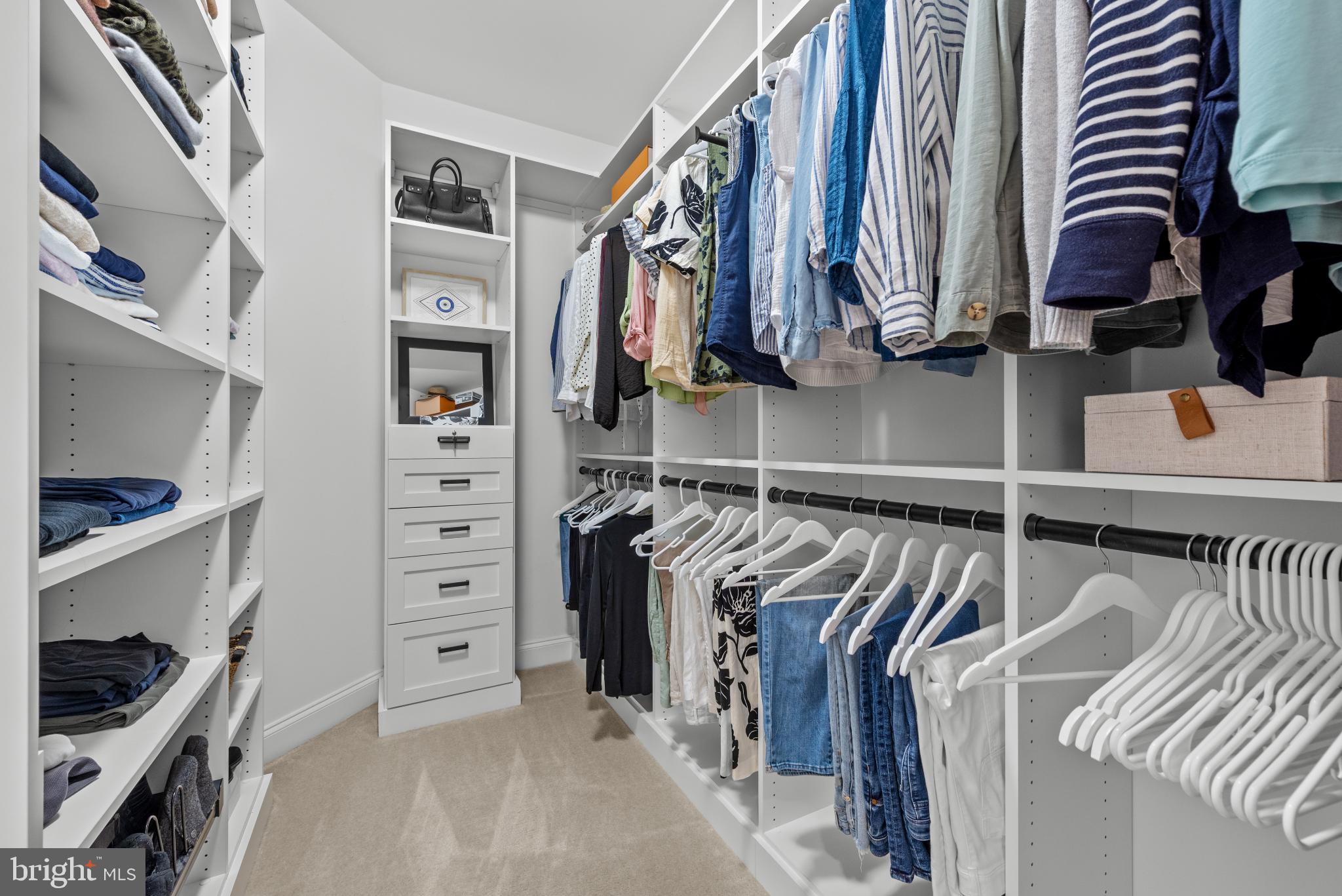 22197 WITHERS GROVE COURT