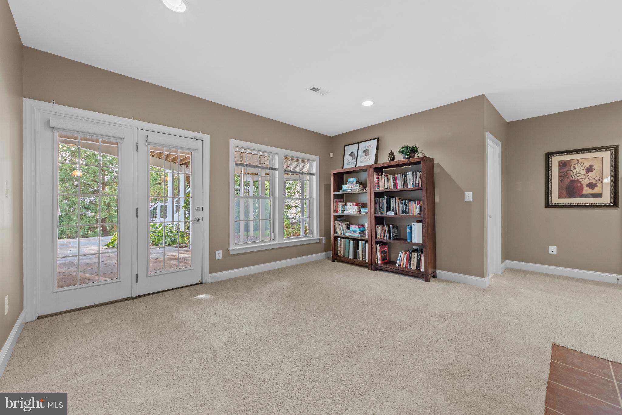 22197 WITHERS GROVE COURT