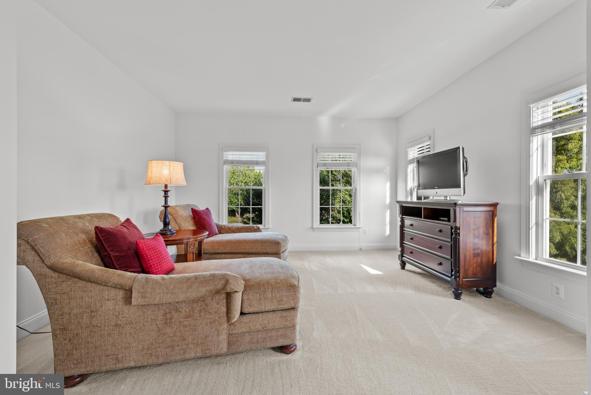 22197 WITHERS GROVE COURT