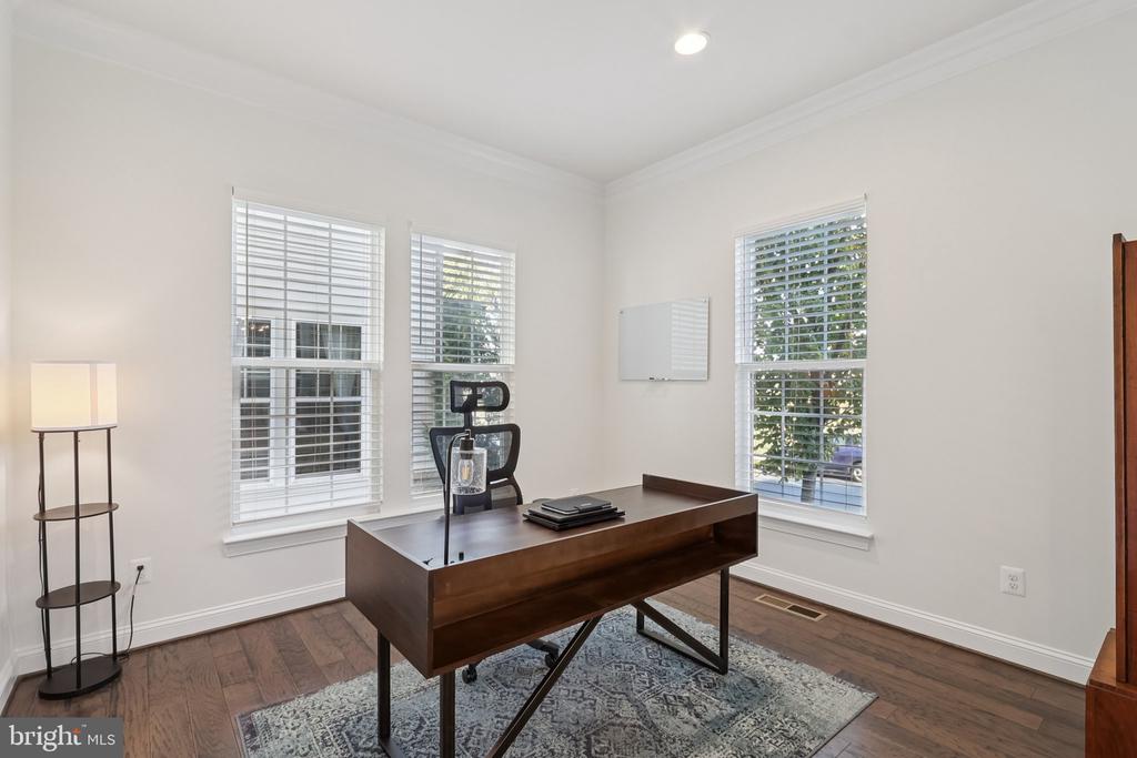 22951 SHOOTING STAR PLACE