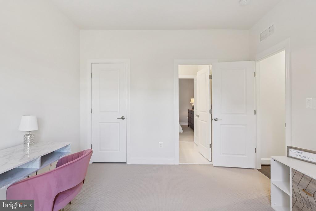 22951 SHOOTING STAR PLACE