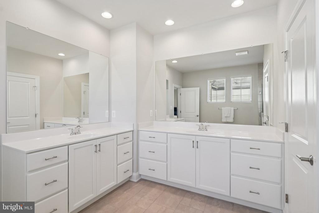 22951 SHOOTING STAR PLACE