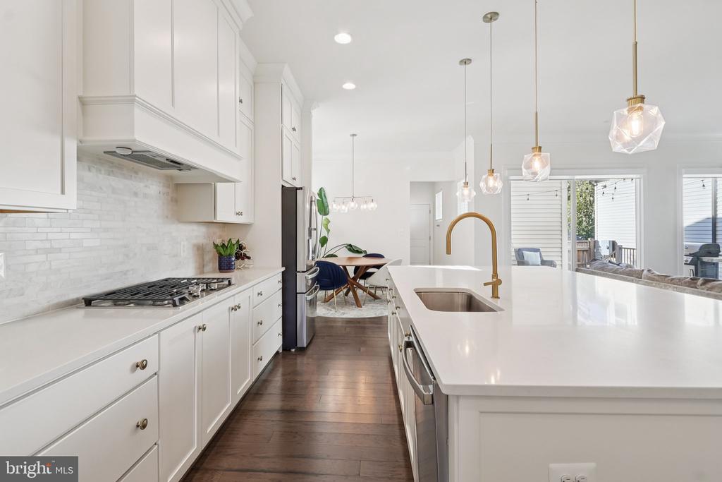 22951 SHOOTING STAR PLACE