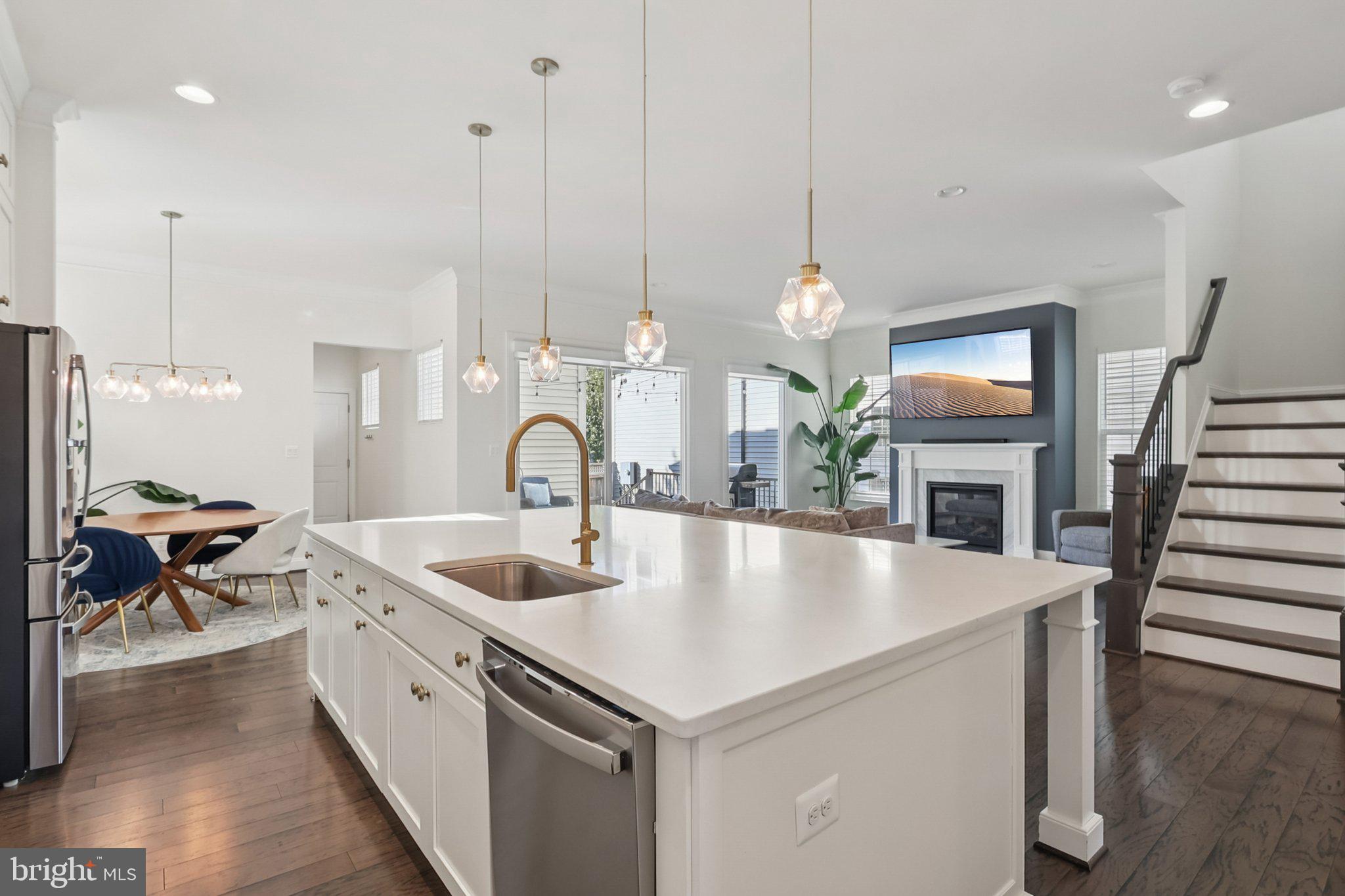 22951 SHOOTING STAR PLACE