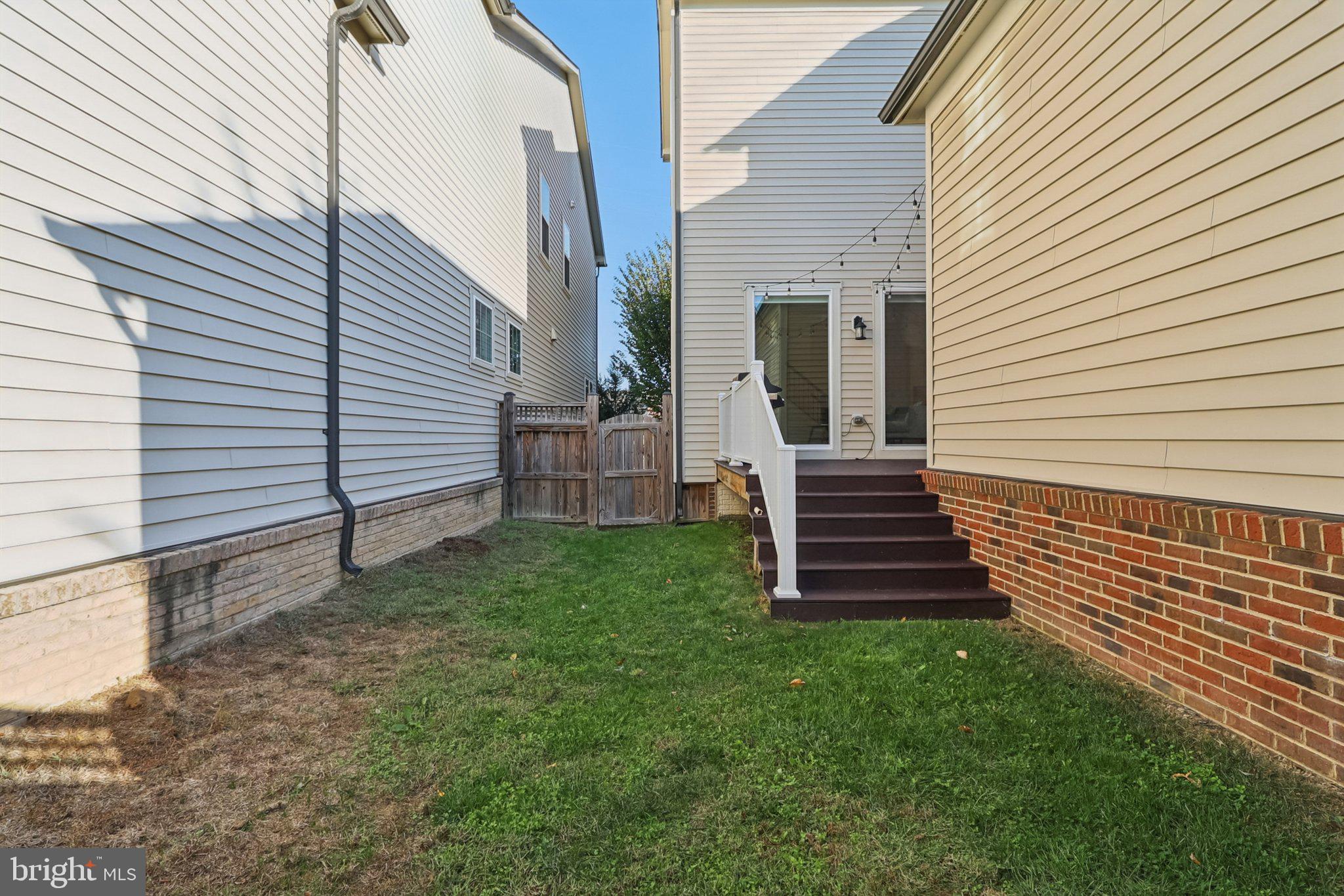 22951 SHOOTING STAR PLACE