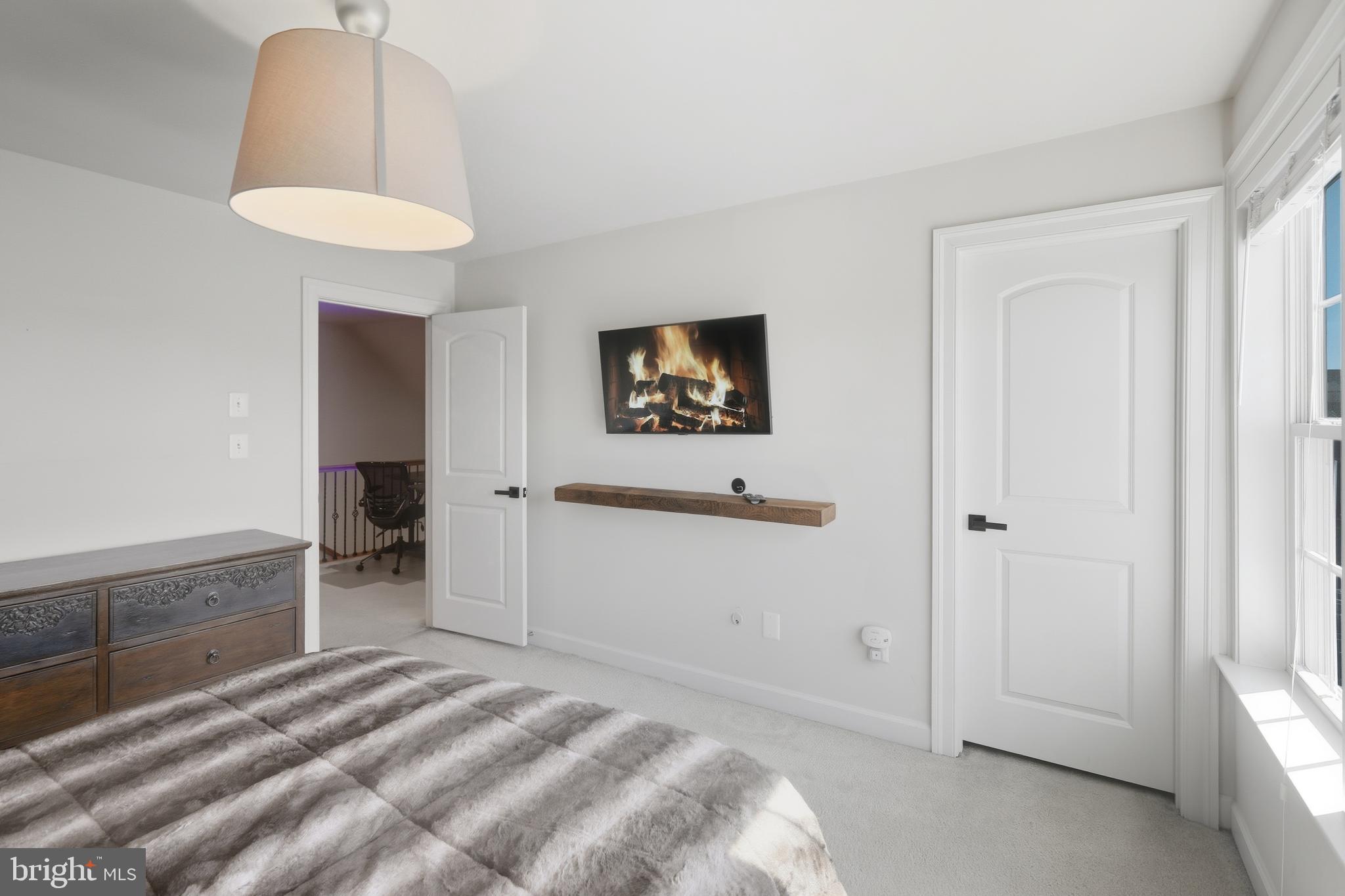 41854 JUNIPER HILL COURT