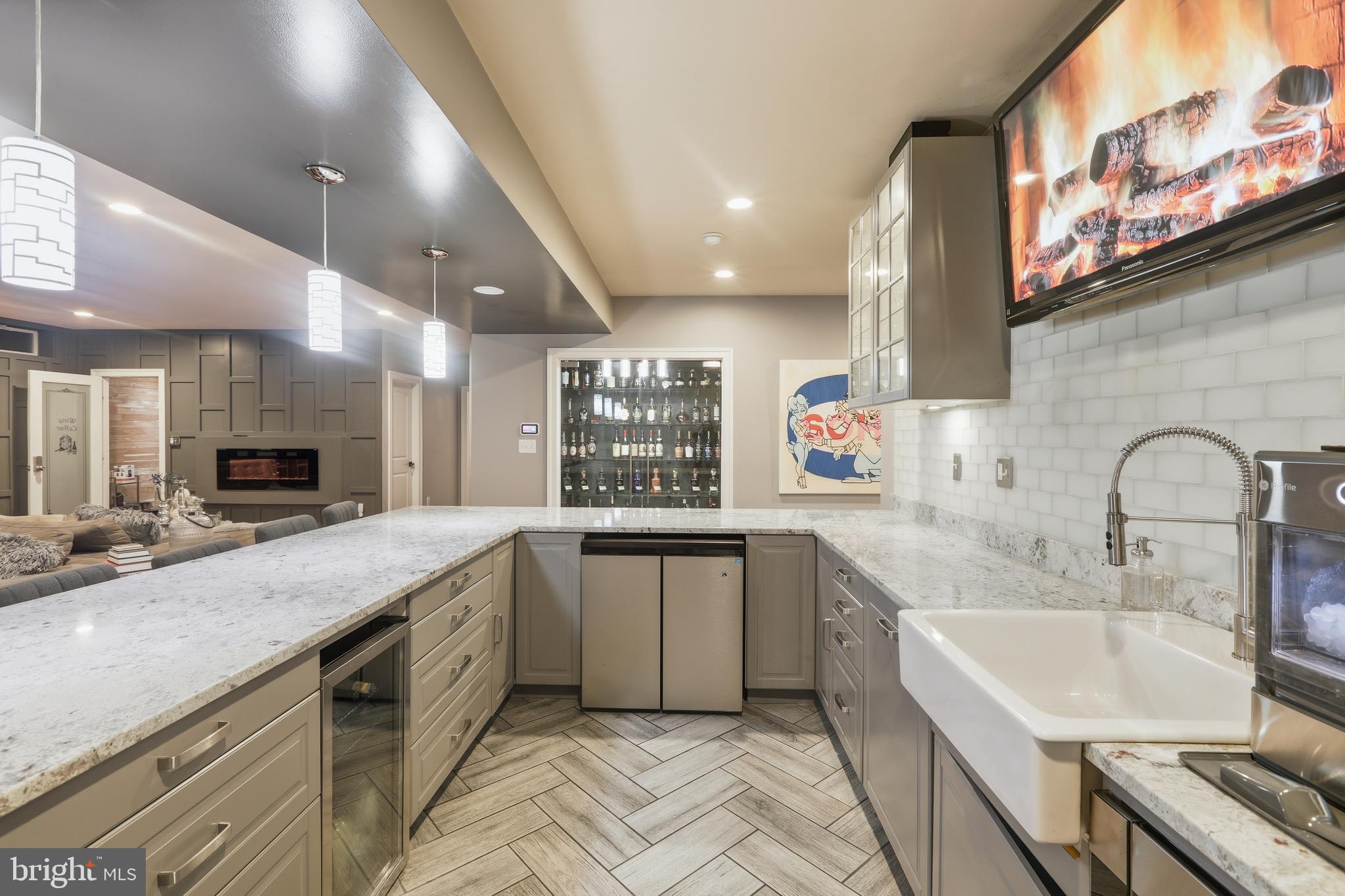 41854 JUNIPER HILL COURT