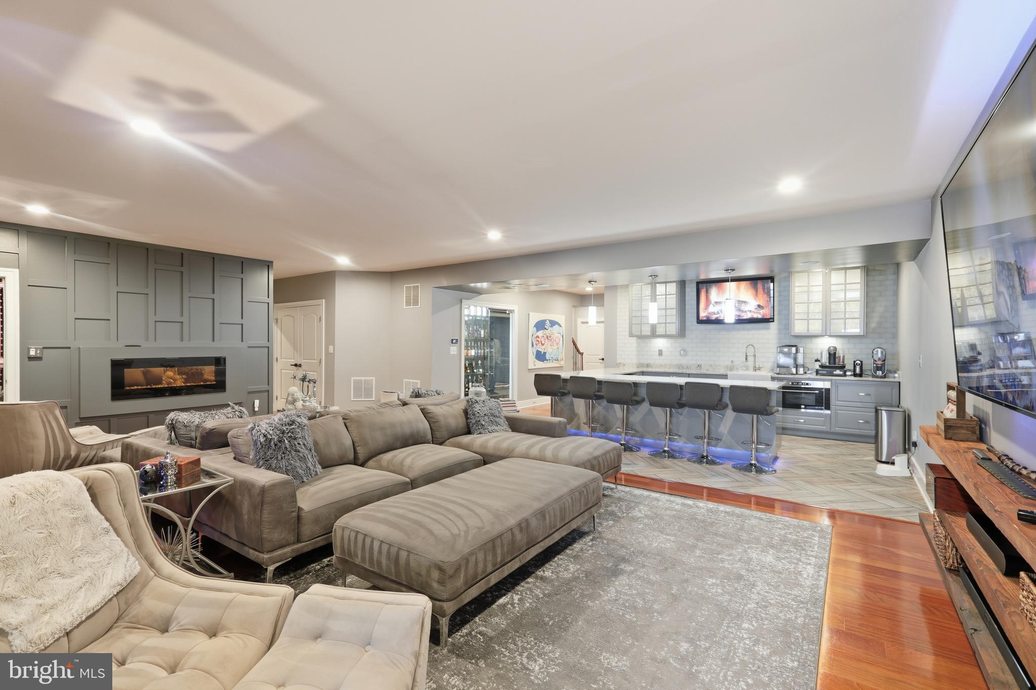 41854 JUNIPER HILL COURT