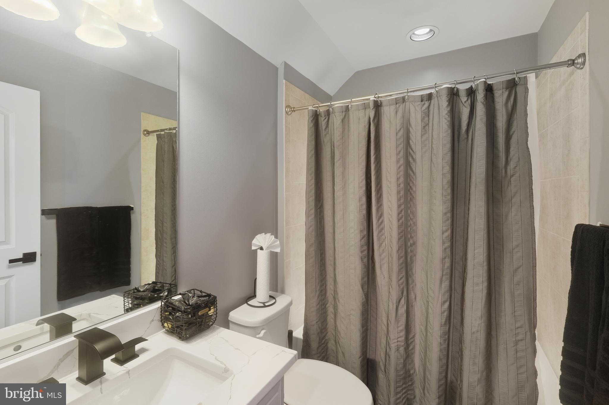 41854 JUNIPER HILL COURT