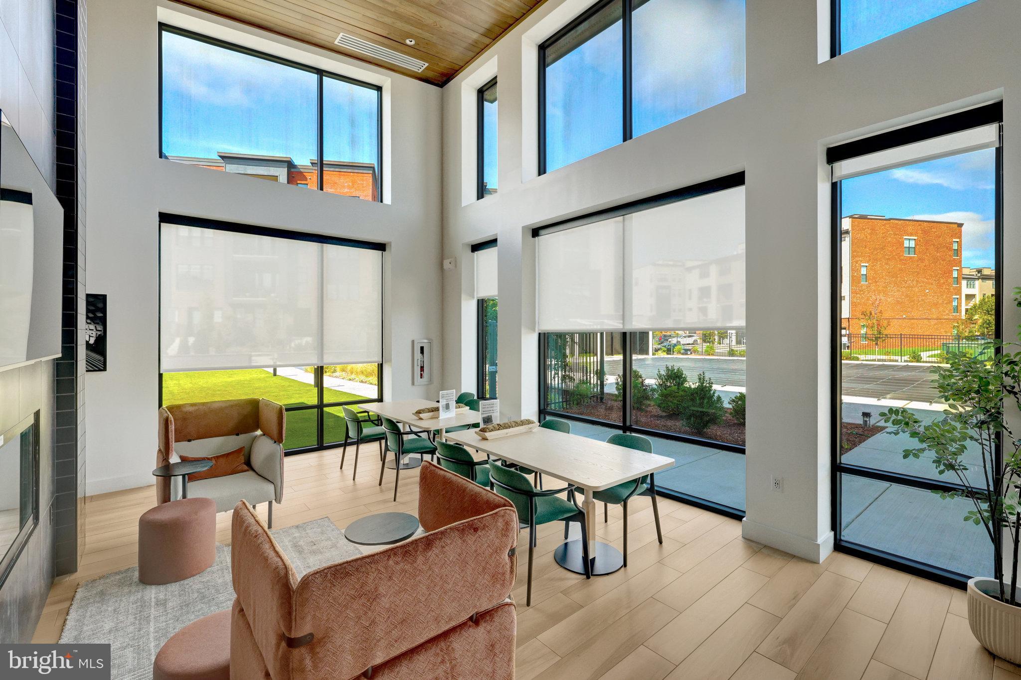 22088 MIDMOORE DRIVE