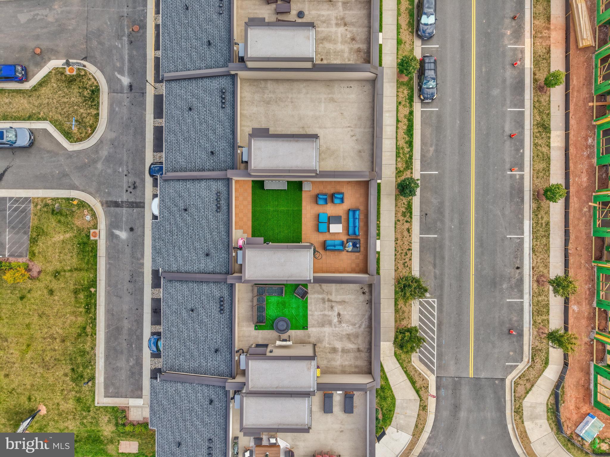 22088 MIDMOORE DRIVE